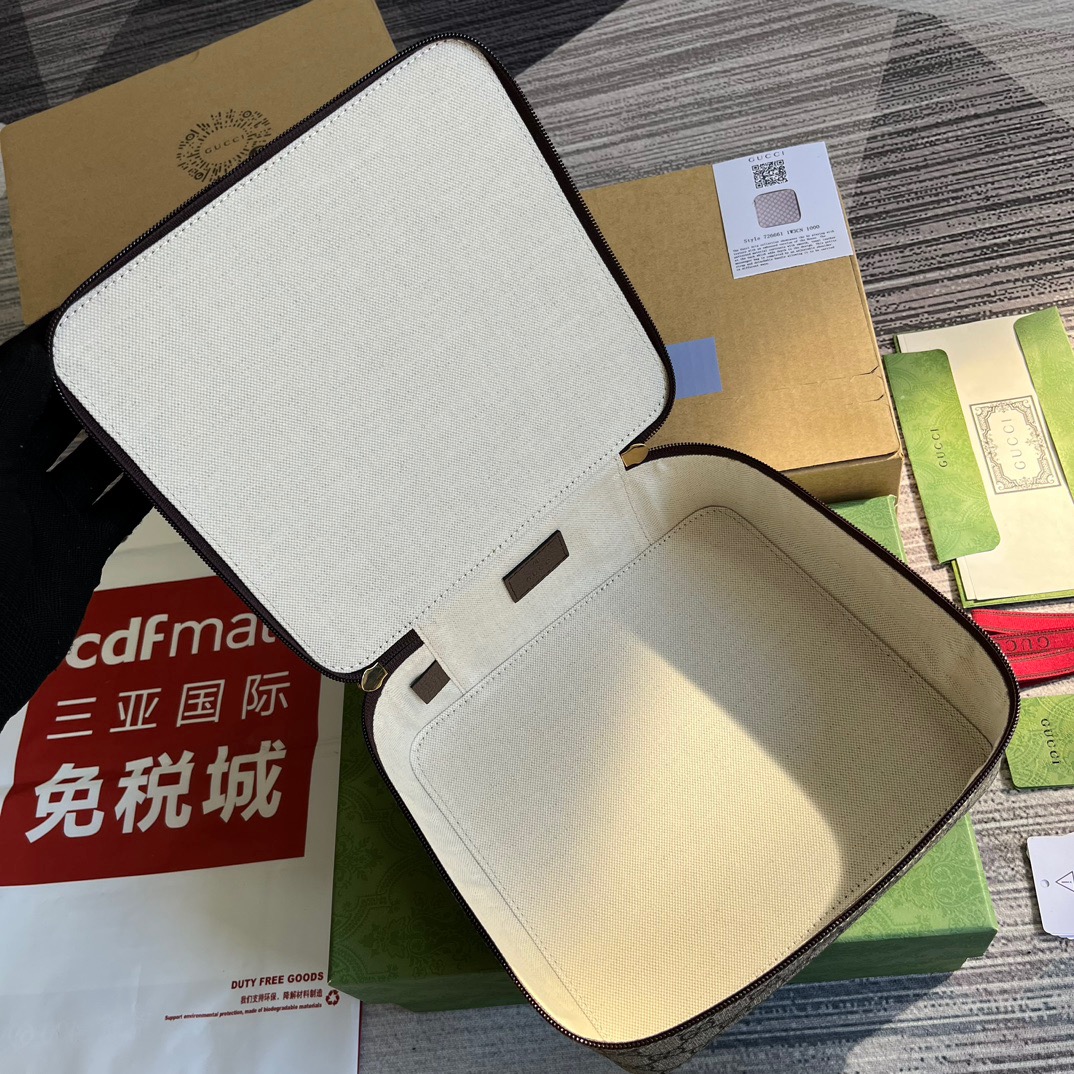 Gvc*1 GG Medium Packing Cube Svp*me Canvas Beige/Grey For Men 7.7in/20cm ‎‎‎726661 KGD0N 4060