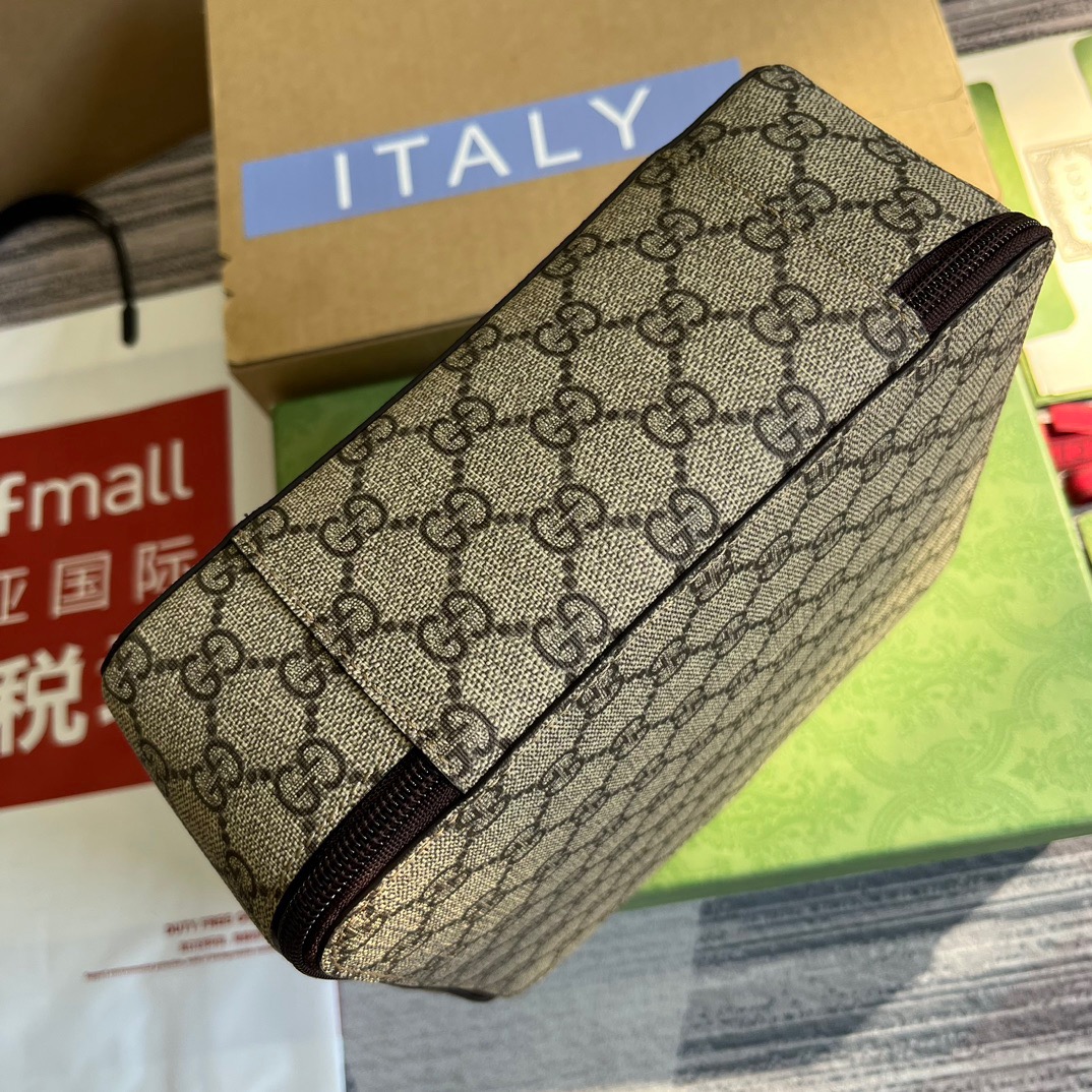 Gvc*1 GG Medium Packing Cube Svp*me Canvas Beige/Grey For Men 7.7in/20cm ‎‎‎726661 KGD0N 4060