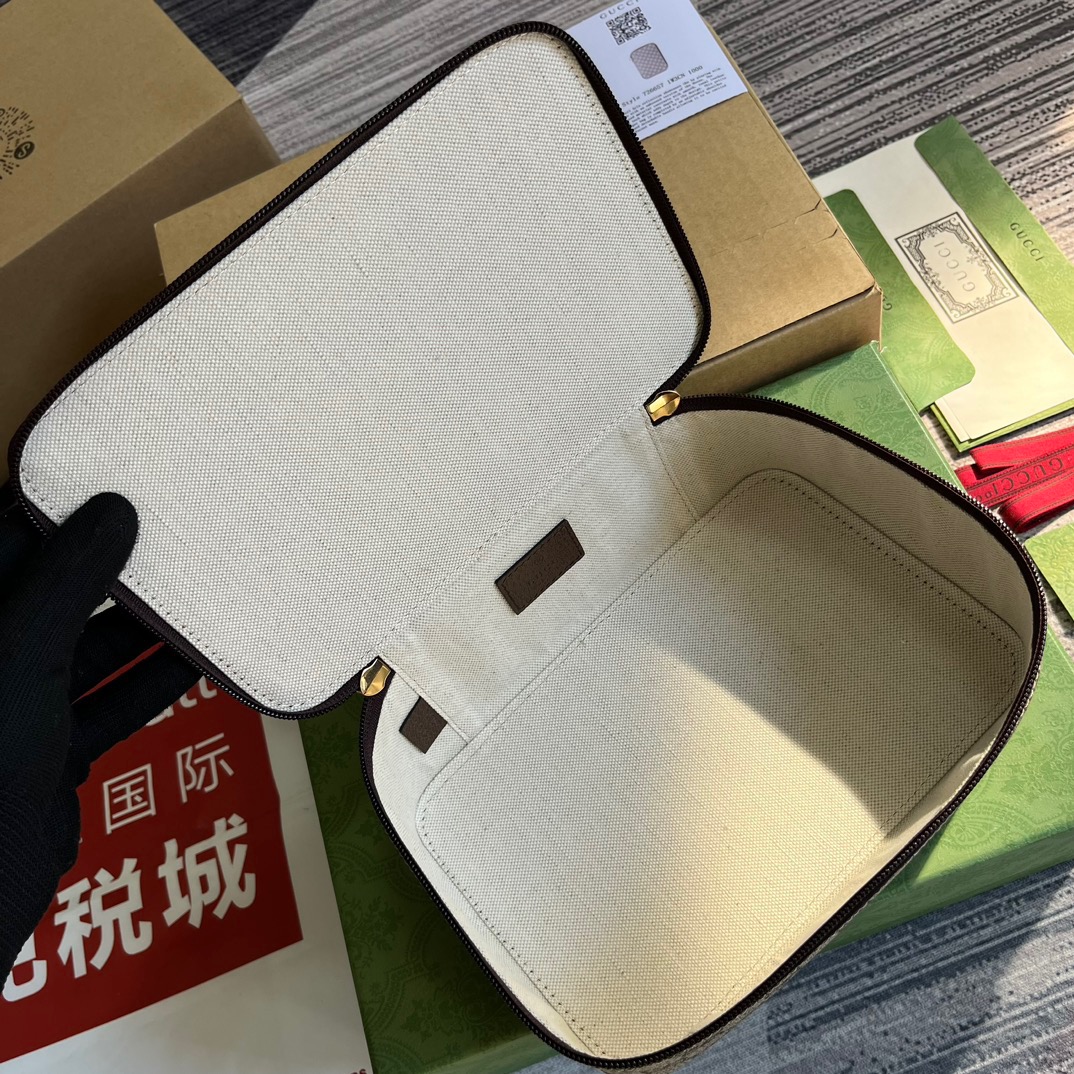 Gvc*1 GG Mini Packing Cube Svp*me Canvas Beige/Grey For Men 8.7in/22cm ‎‎‎726657 KGD0N 4060