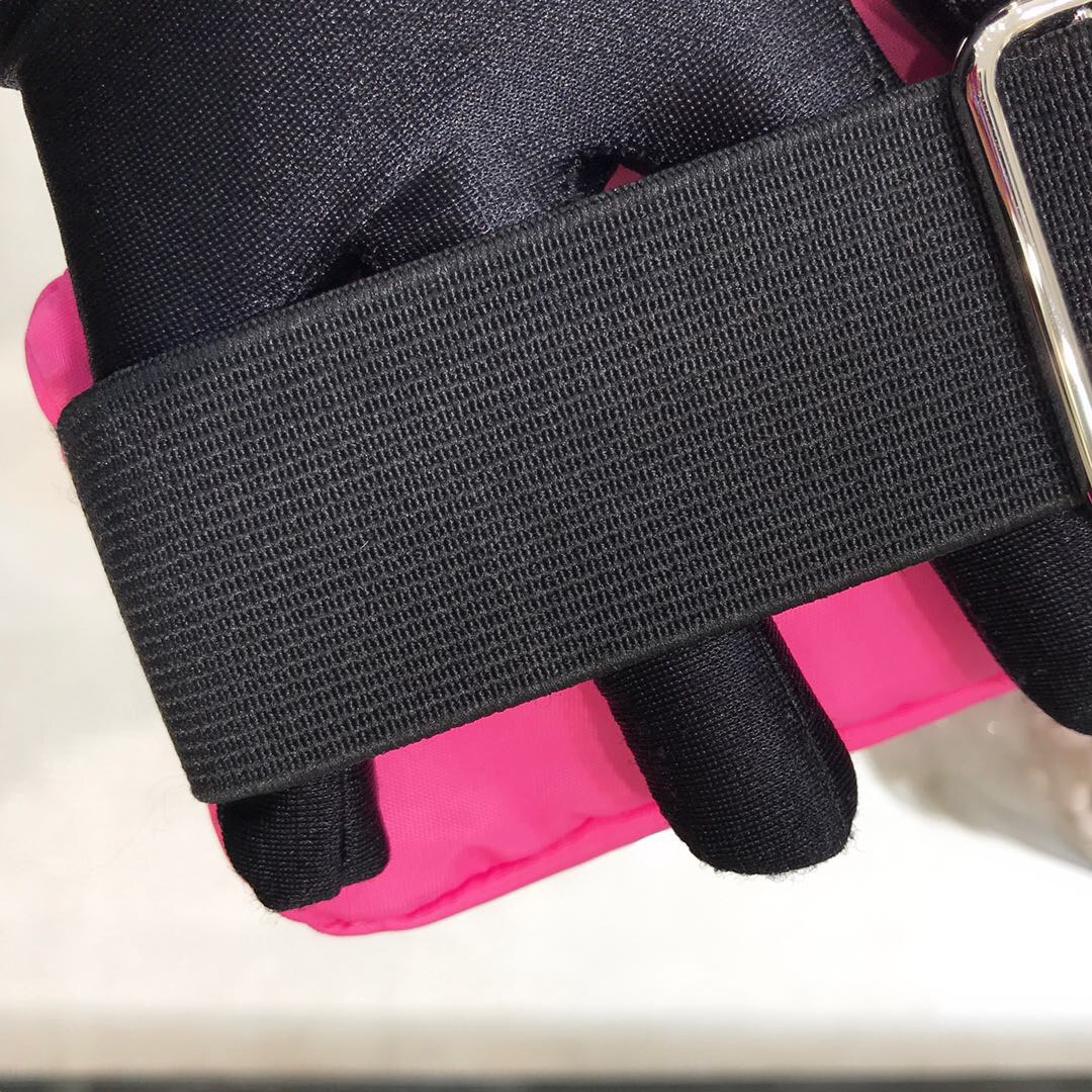 Pra*a Nylon Wristlet Clutch Bag Black/Pink/Red For Women 5.1 in/ 13 cm 2TT095_D02_F0002