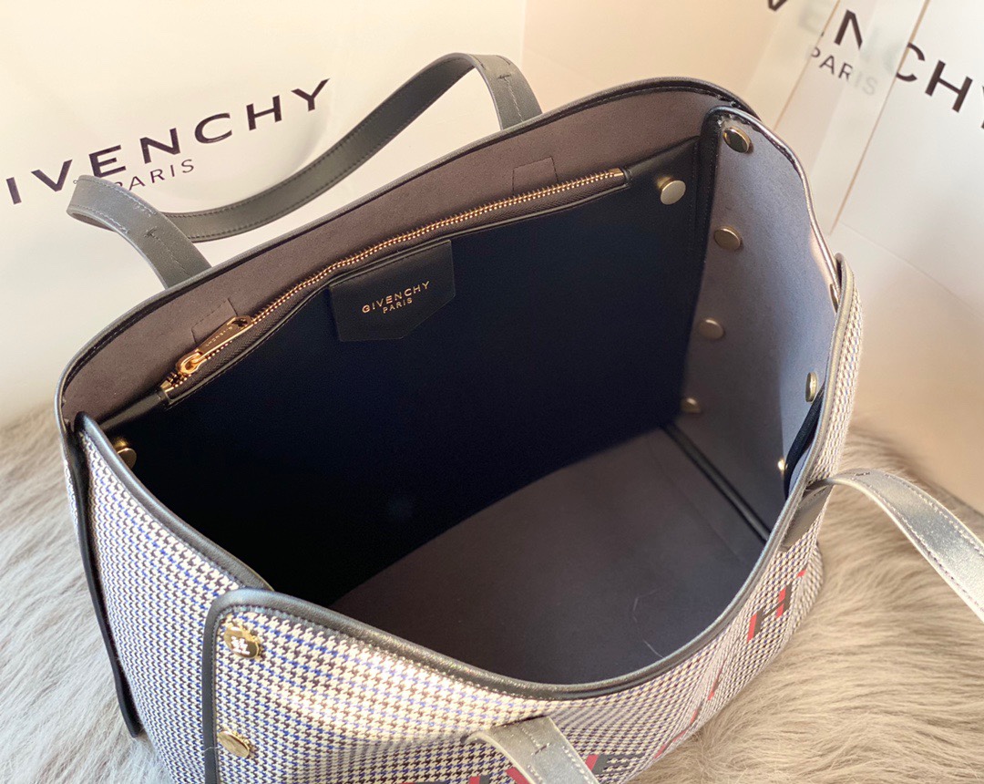 Givenchy Bond Medium Bag Multicolor/Beige For Women‎ 16.5in/42cm