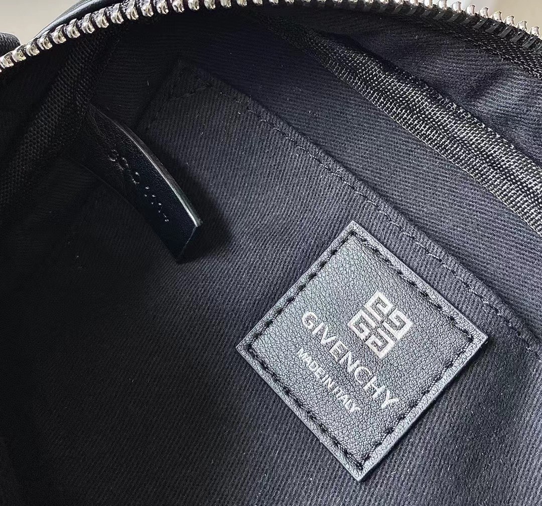 Givenchy Camera Bag Blue/Black/Yellow For Women‎ 7.75in/19.7cm GIV158073