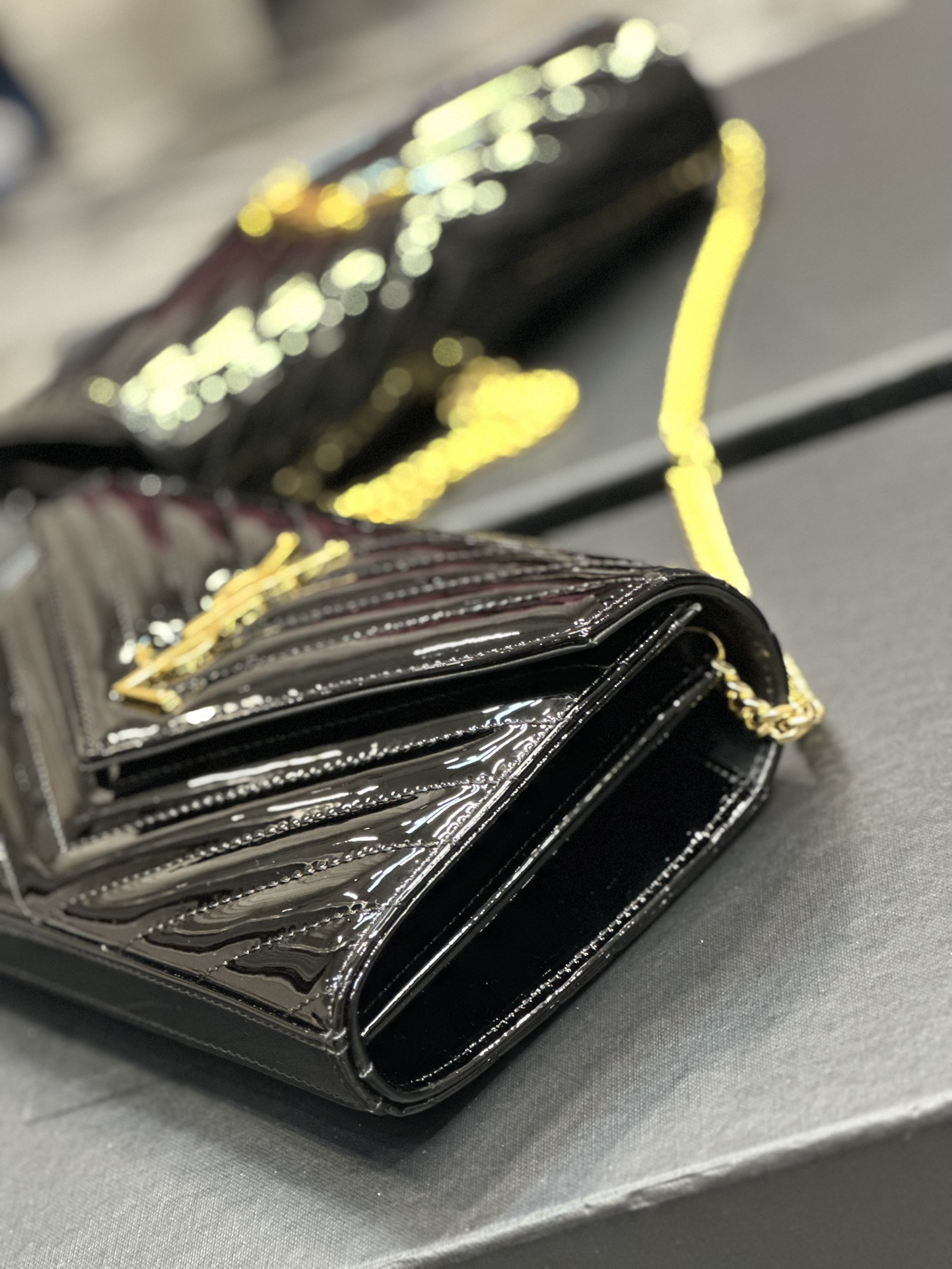 Sa1nt Lau*nt Envelope Small Bag Black For Women‎ 8.5in/22.5cm