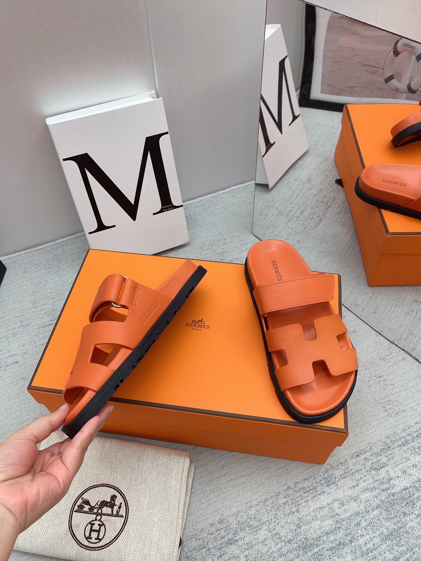 H**me5 Chypre Sandal Orange For Men