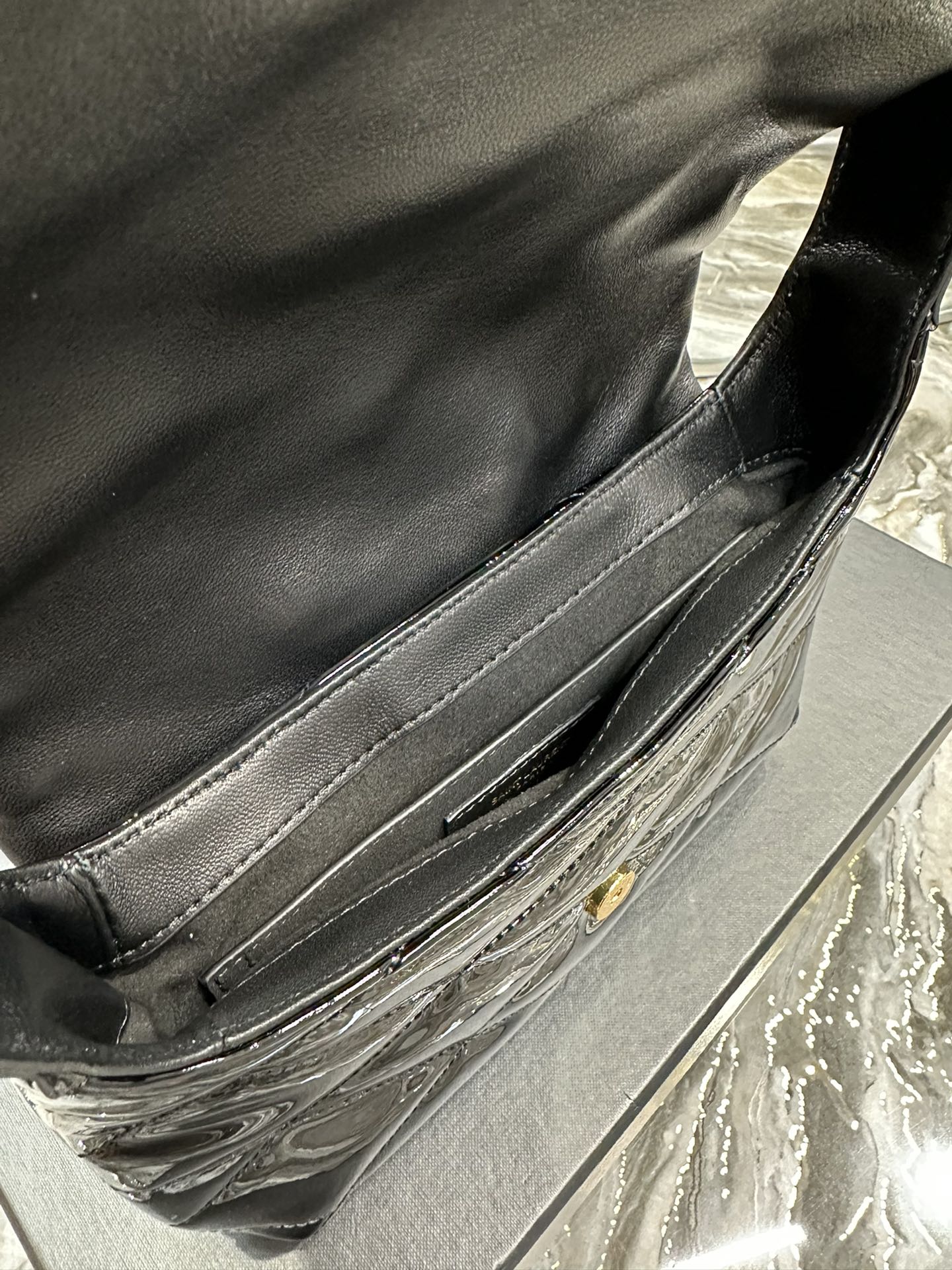 Sa1nt Lau*nt Le 5a7 Shoulder Bag Black For Women‎ 9.4in/24cm SLAU-WY2177