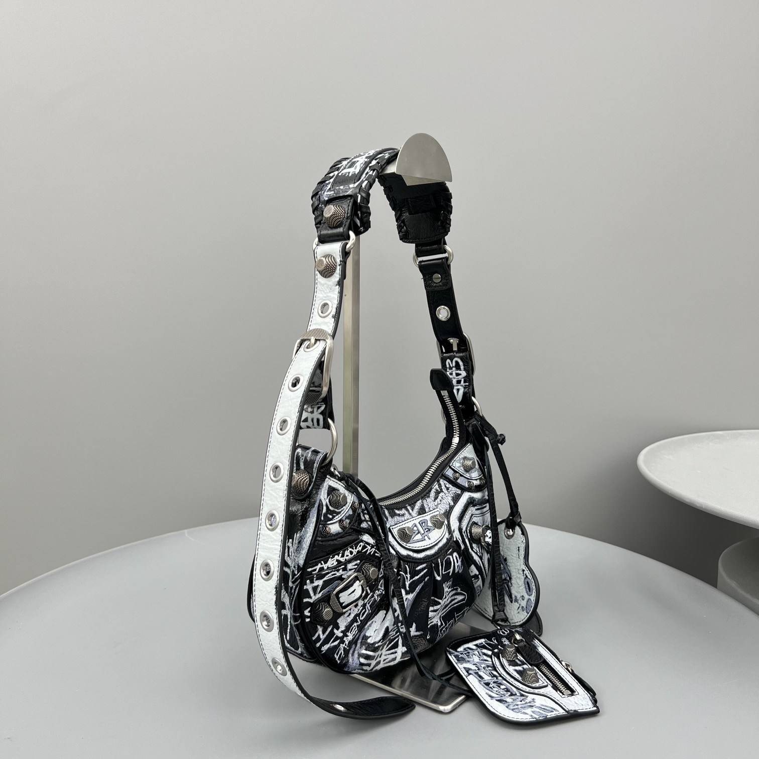 Ba1en*iaga Le Cagole XS Shoulder Bag Black/White For Women‎ 10.2in/25.9cm