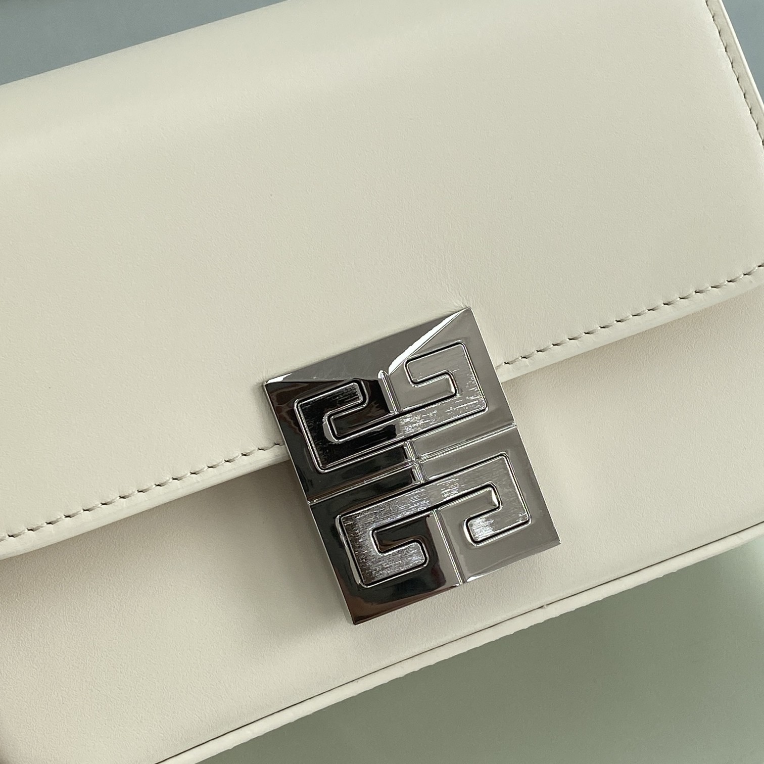 Givenchy Small 4G Bag Black/White/Pink For Women‎ 6.5in/16.5cm