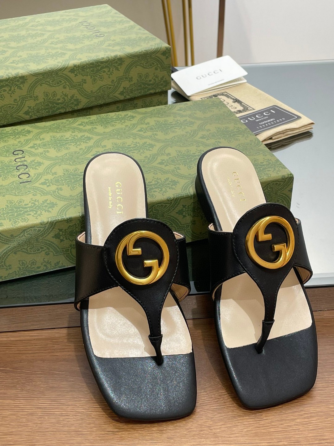 Gvc*1 Blondie Thong Sandal Black For Women ‎739048 C9D00 1000