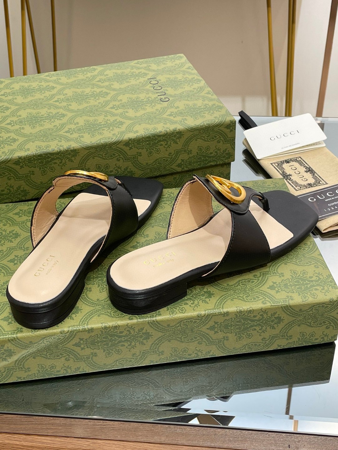 Gvc*1 Blondie Thong Sandal Black For Women ‎739048 C9D00 1000