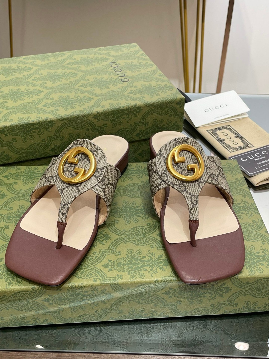 Gvc*1 Blondie Thong Sandal In Monogram Brown For Women ‎‎