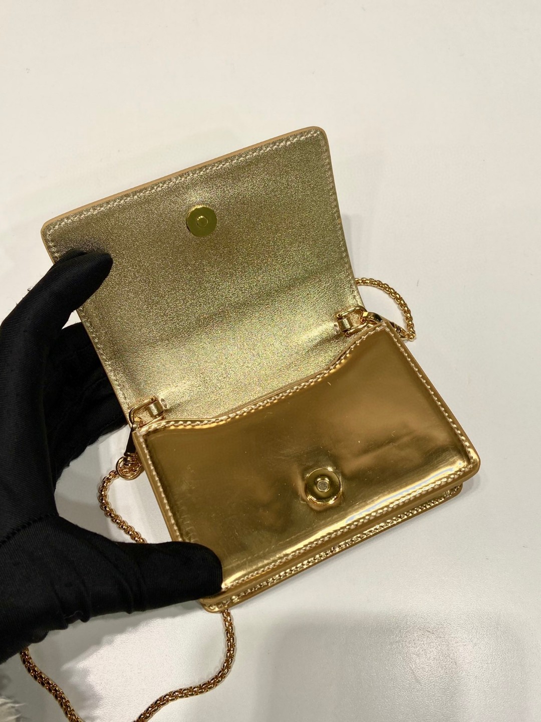 Pra*a Brushed Card Holder With Shoulder Strap Gold Tone/ Black For Women 4.5 in / 11.5 cm 1MR028_2CLE_F0522