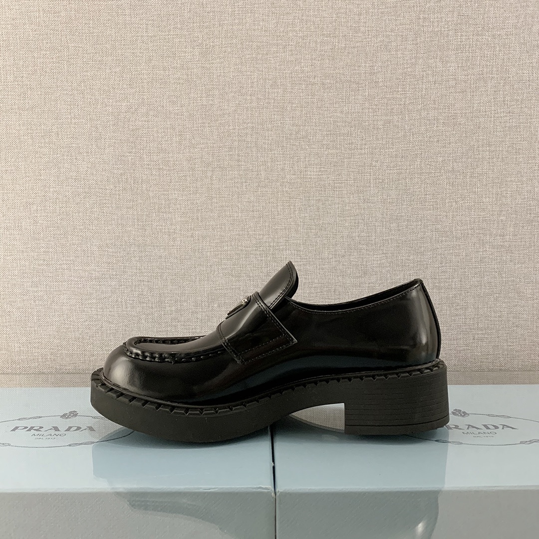 Pra*a Chocolate Patent Loafers Black For Women 1.9 in/ 5cm 1D246M_JHR_F0002_F_B050