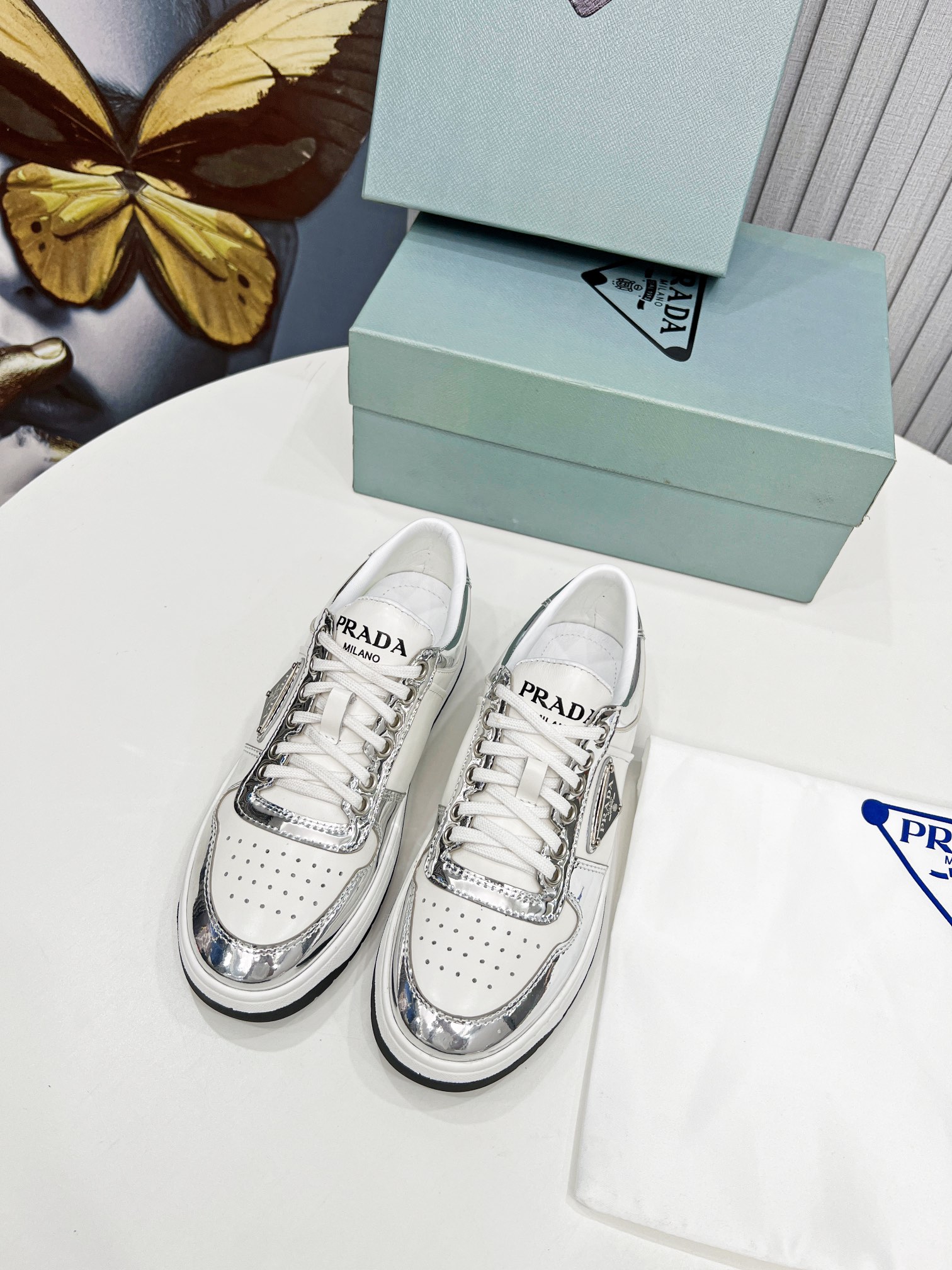 Pra*a Downtown Metallic Sneakers White For Women 1.2 in/ 3 cm