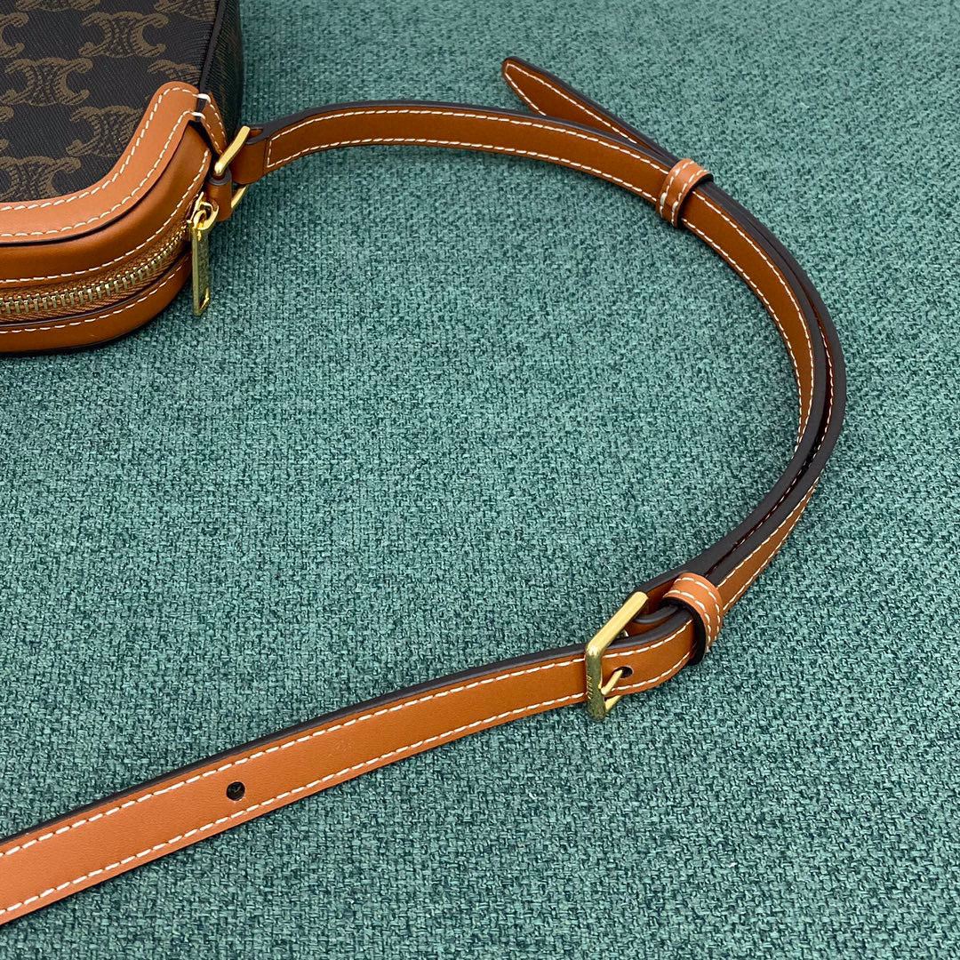 Ce1i*e Small Camera Triomphe Canvas Bag Brown For Women‎ 8in/20cm