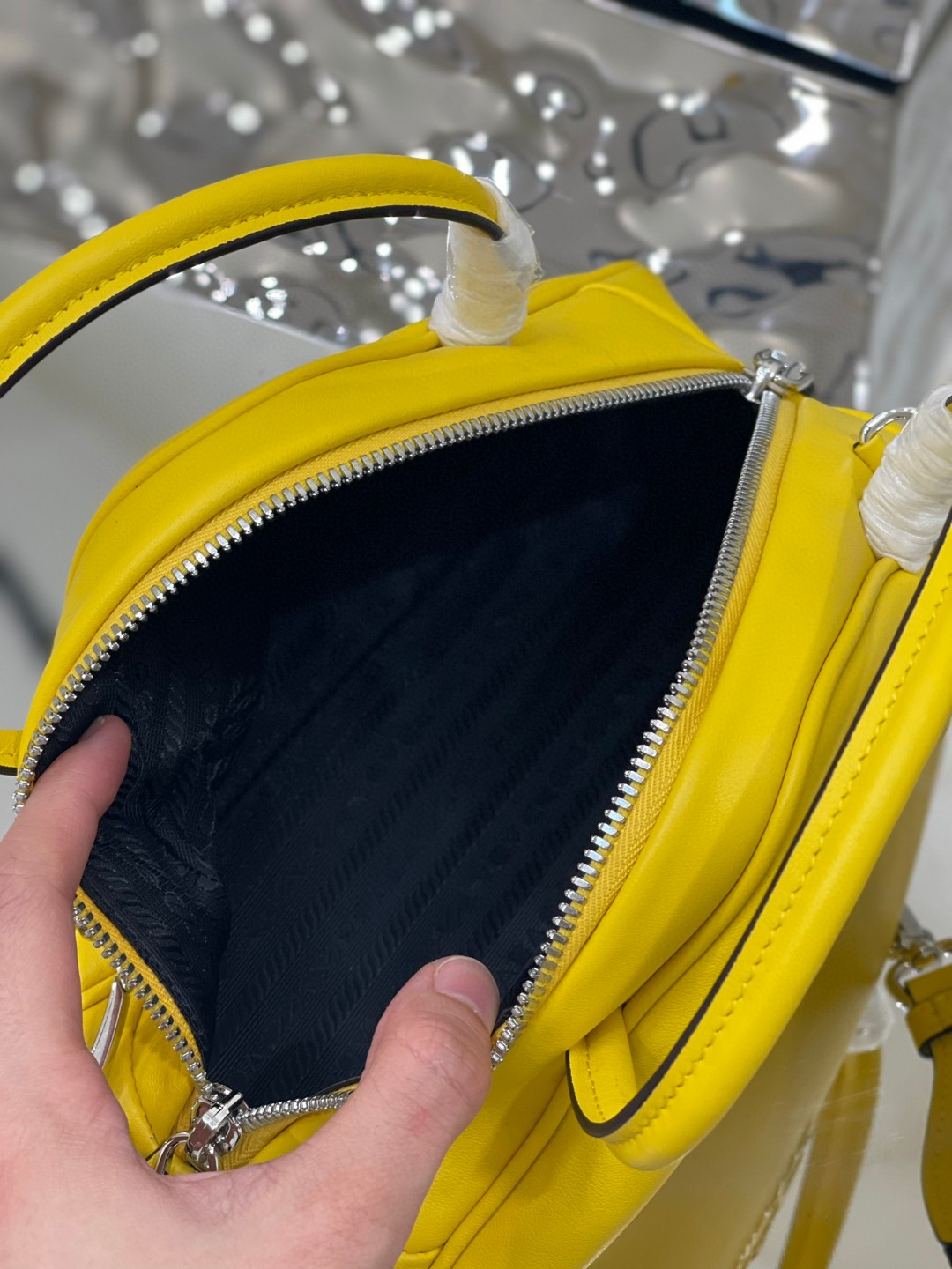 Pra*a Triangle Bag Yellow/Green For Women 9.8 in / 25 cm 1BB082_2BYA_F0377_V_NEO