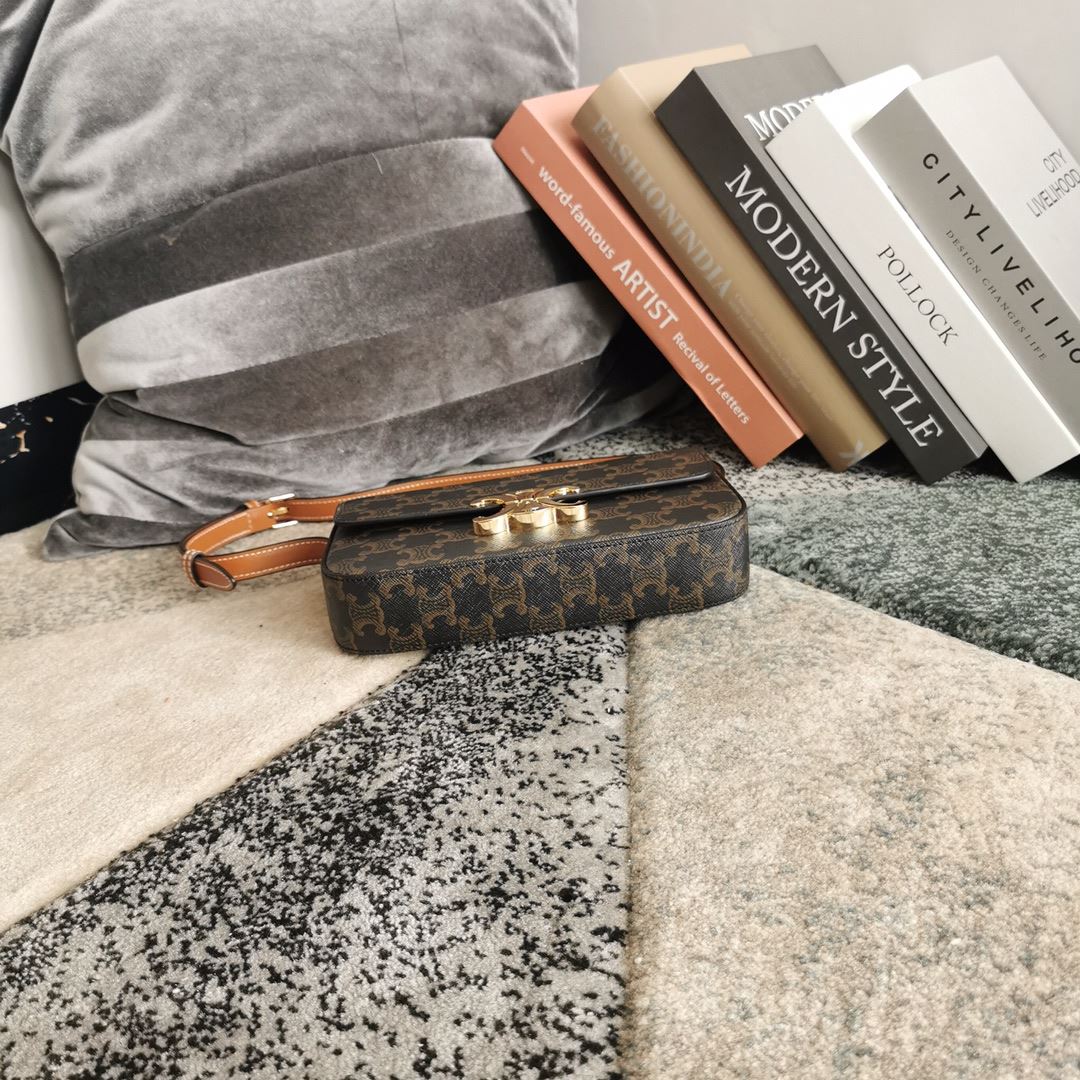 Ce1i*e Triomphe Shoulder Bag In Canvas Brown/ Light Yellow/White For Women‎ 8in/20cm 194142CUZ.04LU