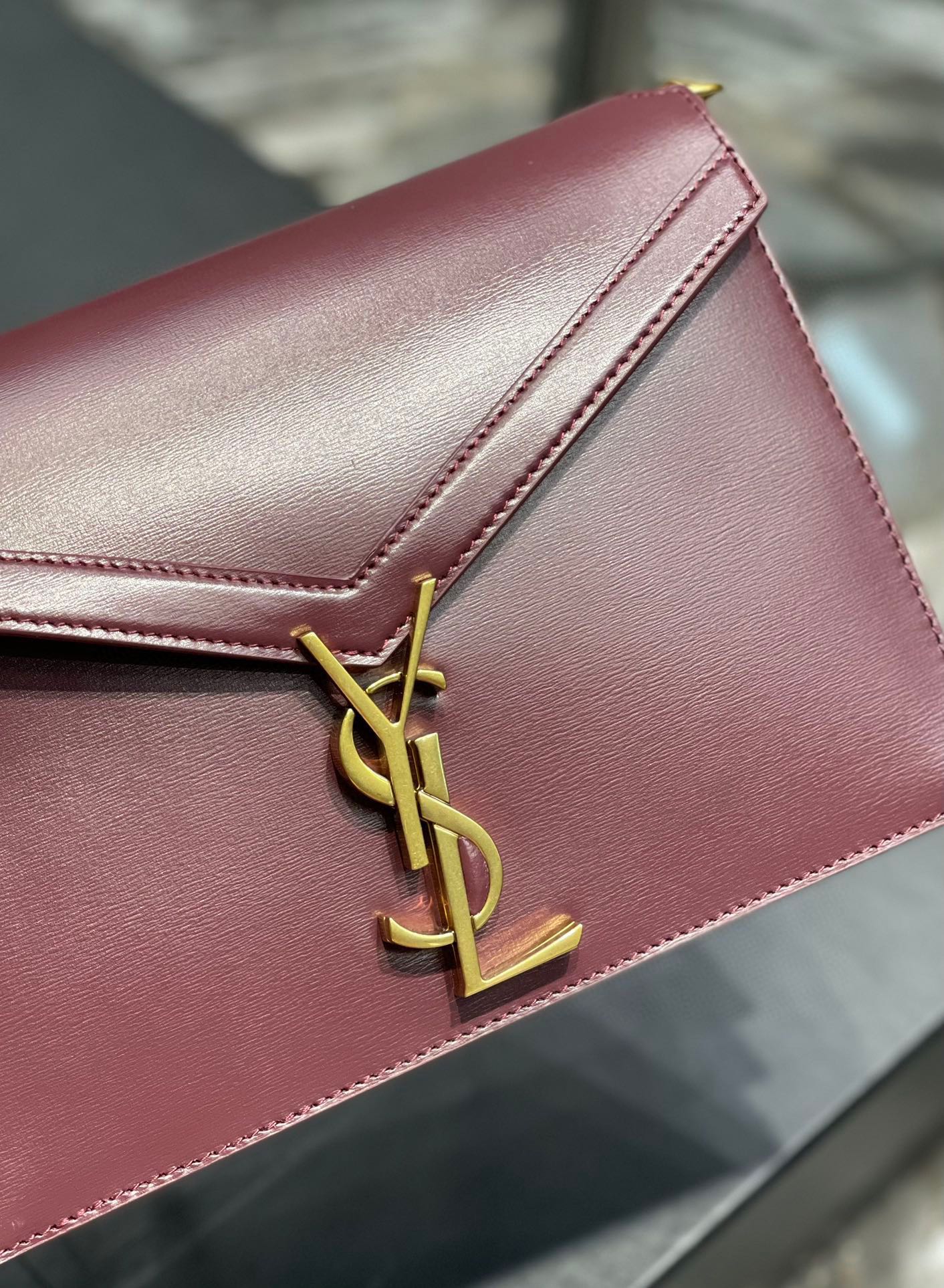 Sa1nt Lau*nt Cassandra Medium Chain Bag Black/White/Red/Green/Burgundy For Women‎ 8.6in/22cm