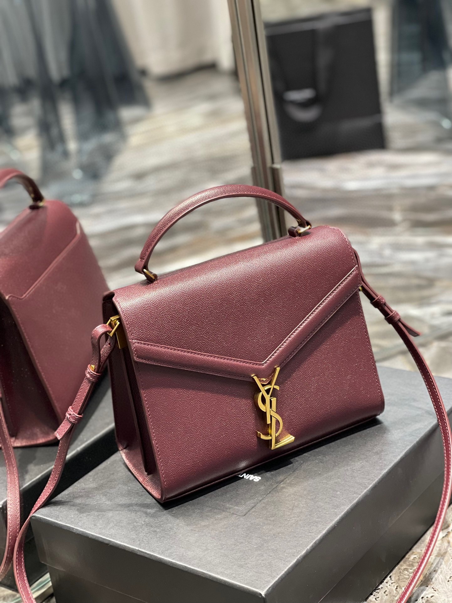 Sa1nt Lau*nt Cassandra Medium Top Handle Bag Black/Burgundy/Green/Grey/Light Yellow For Women‎ 9.6in/24.5cm 6239310SX0W2045