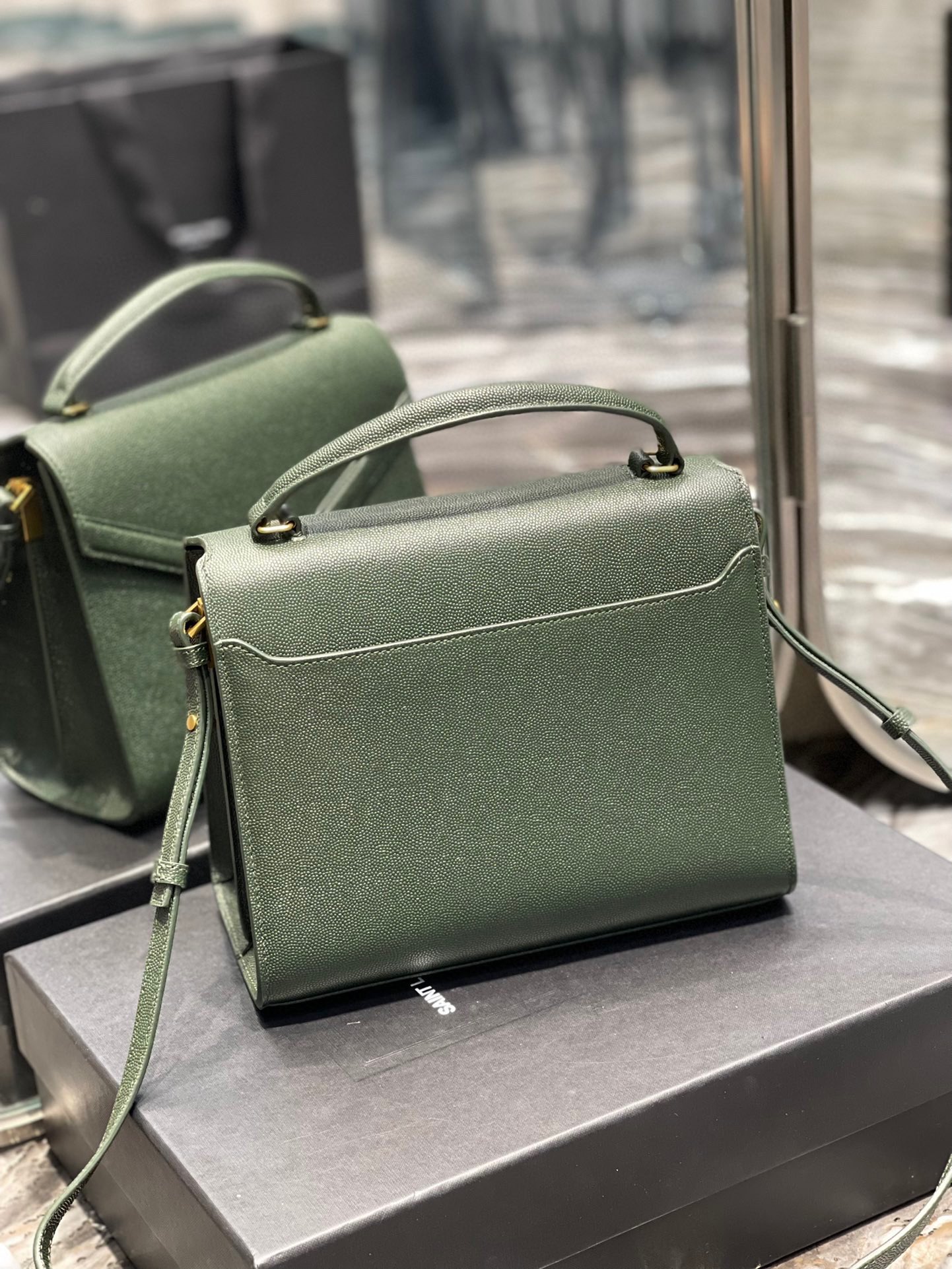 Sa1nt Lau*nt Cassandra Medium Top Handle Bag Black/Burgundy/Green/Grey/Light Yellow For Women‎ 9.6in/24.5cm 6239310SX0W2045