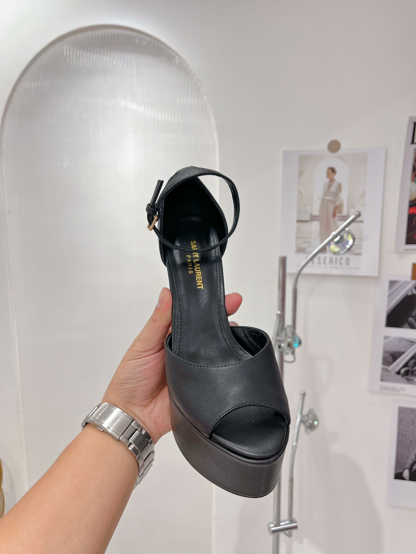 Sa1nt Lau*nt Jodie Platform Sandals In Smooth Black For Women 716402GVOAB1000