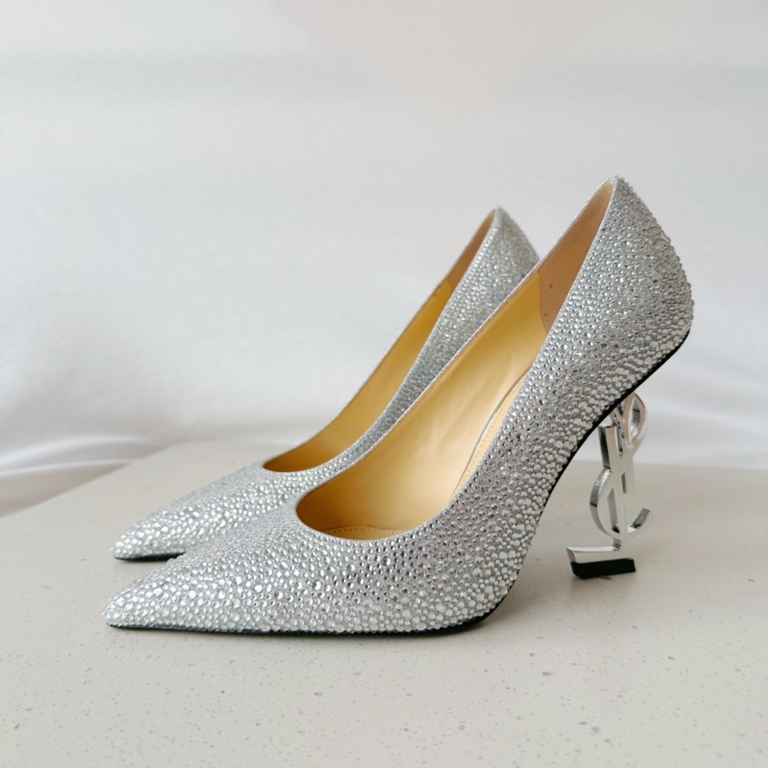Sa1nt Lau*nt Opyum Pumps In Rhinestones Silver For Women
