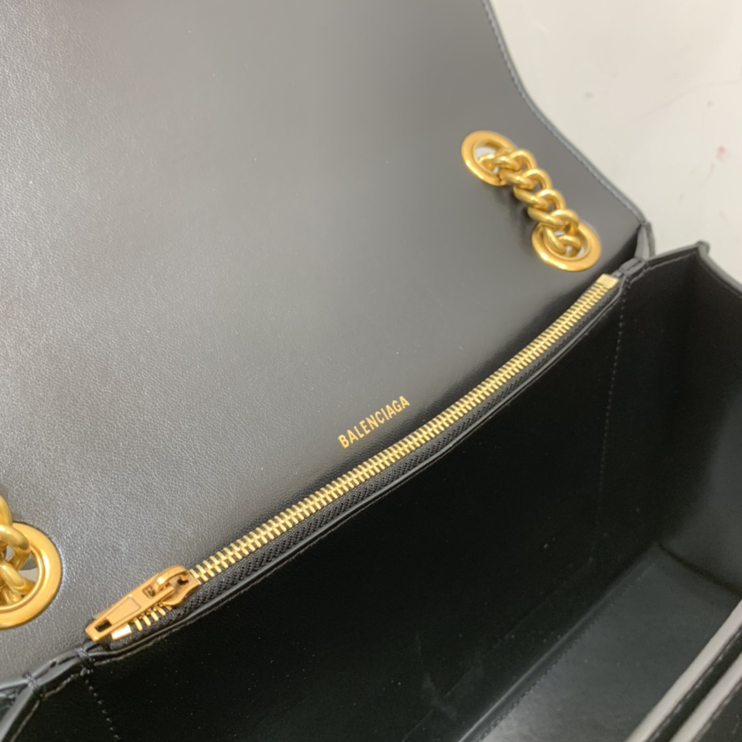 Ba1en*iaga Crush Medium Chain Bag In Black For Women 12in/ 31cm