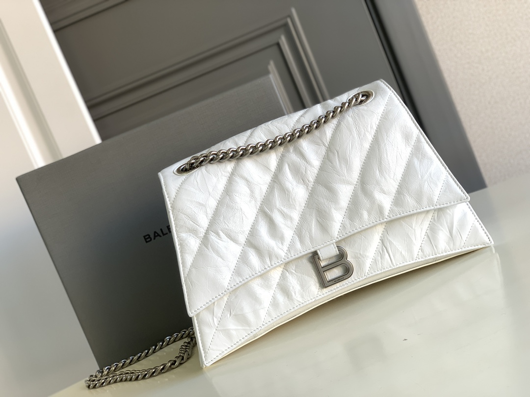 Ba1en*iaga Crush Medium Chain Bag Quilted In Optic White For Women 12.2in/31cm 716393210J09001