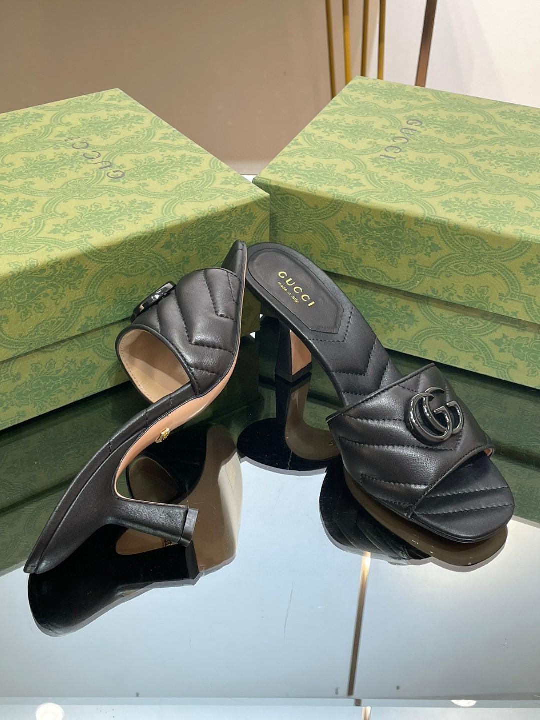 Gvc*1 Double G Slide Sandal Black For Women