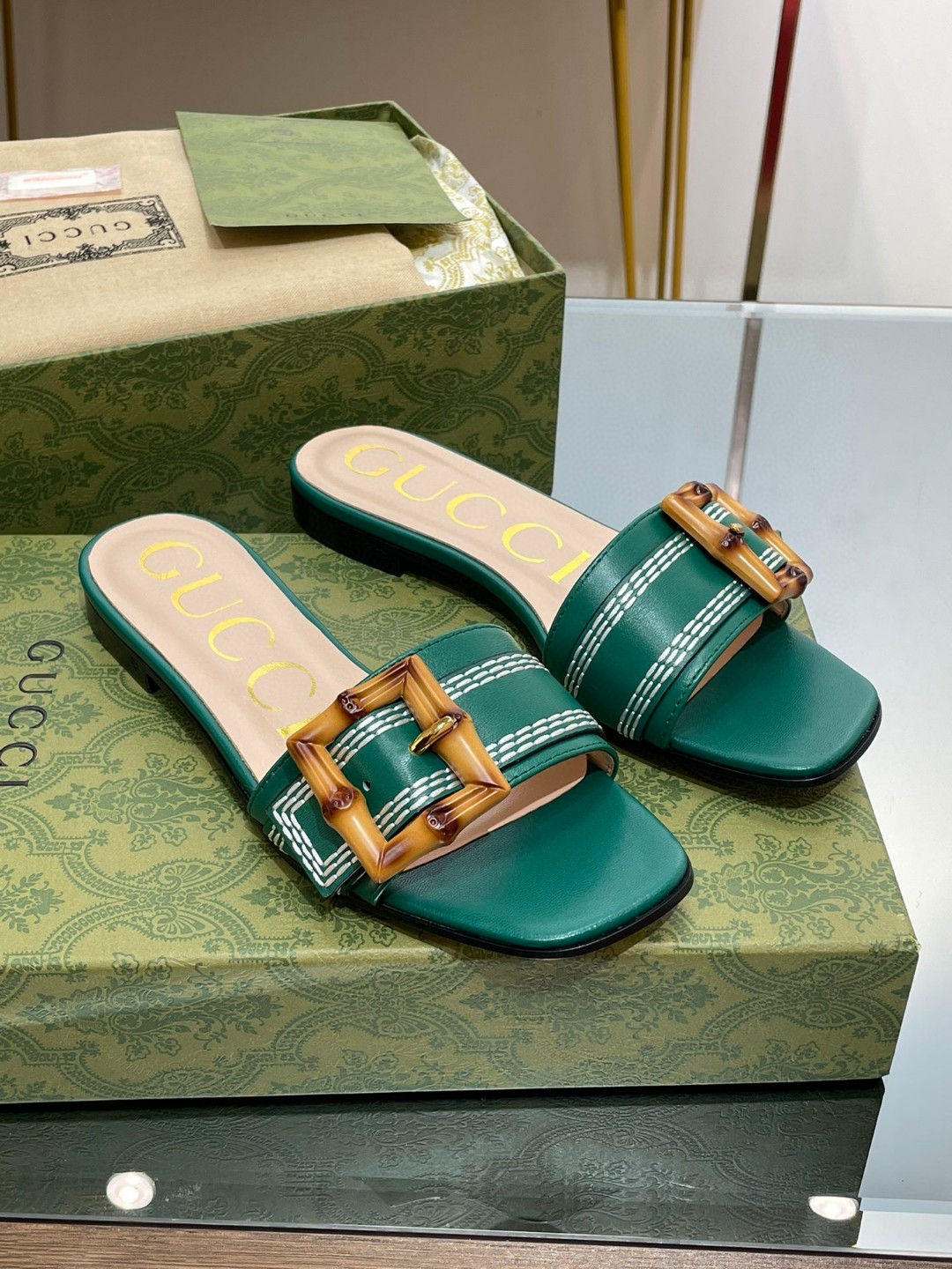 Gvc*1 Slide Sandal With Bamboo Buckle Green For Women 724837 C9D00 3120