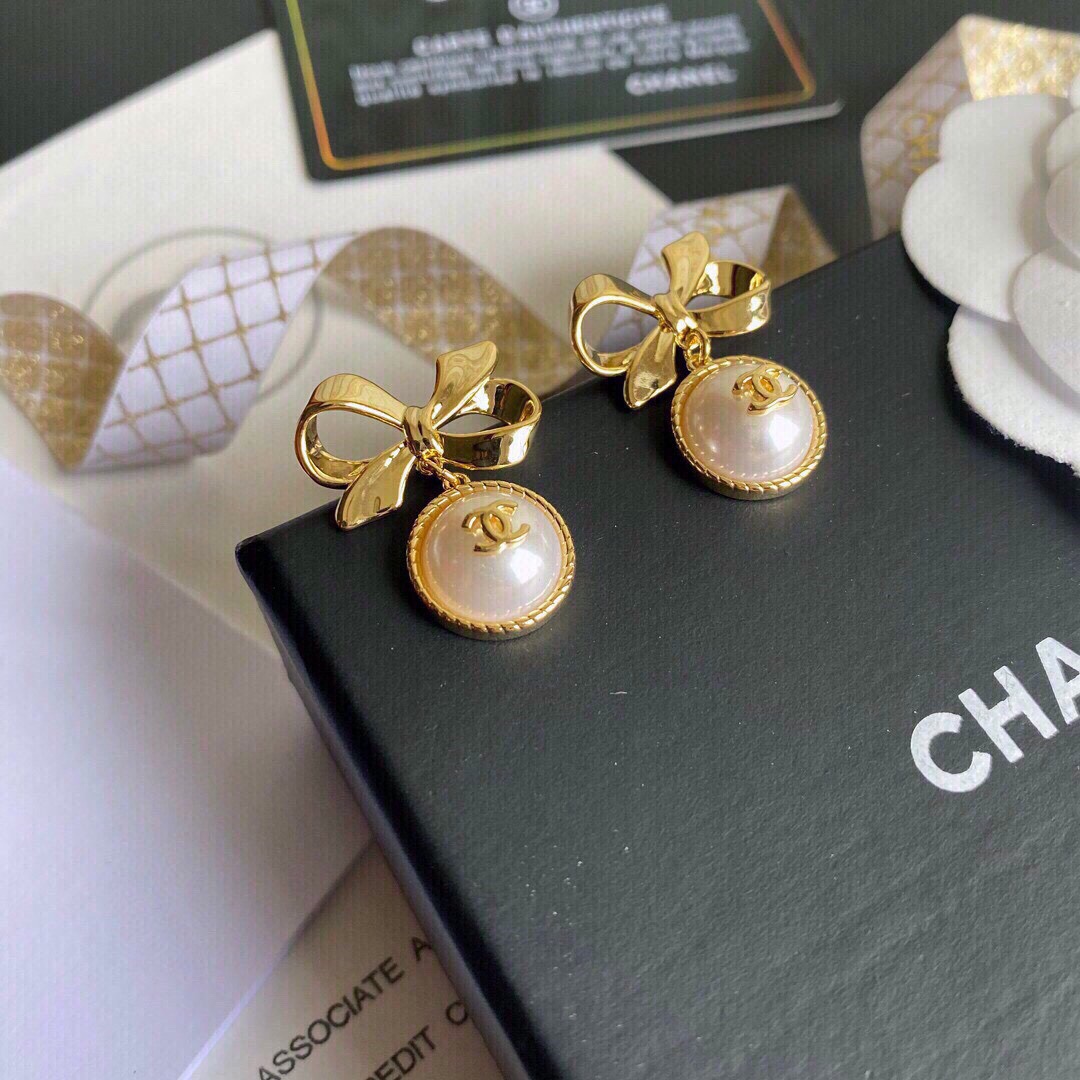 Ch**el Bow Earrings Gold For Women