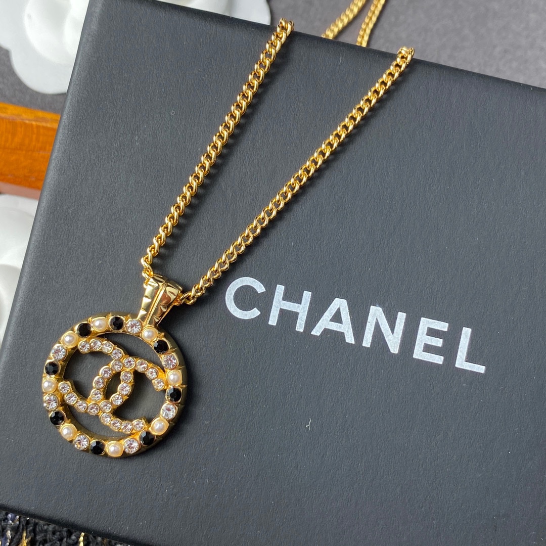 Ch**el CC Necklace Gold For Women