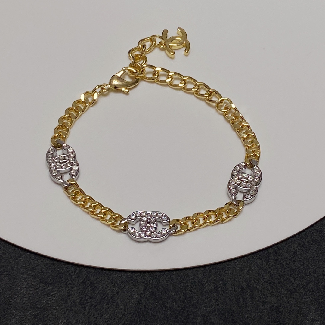 Ch**el Double C Bracelet Gold For Women