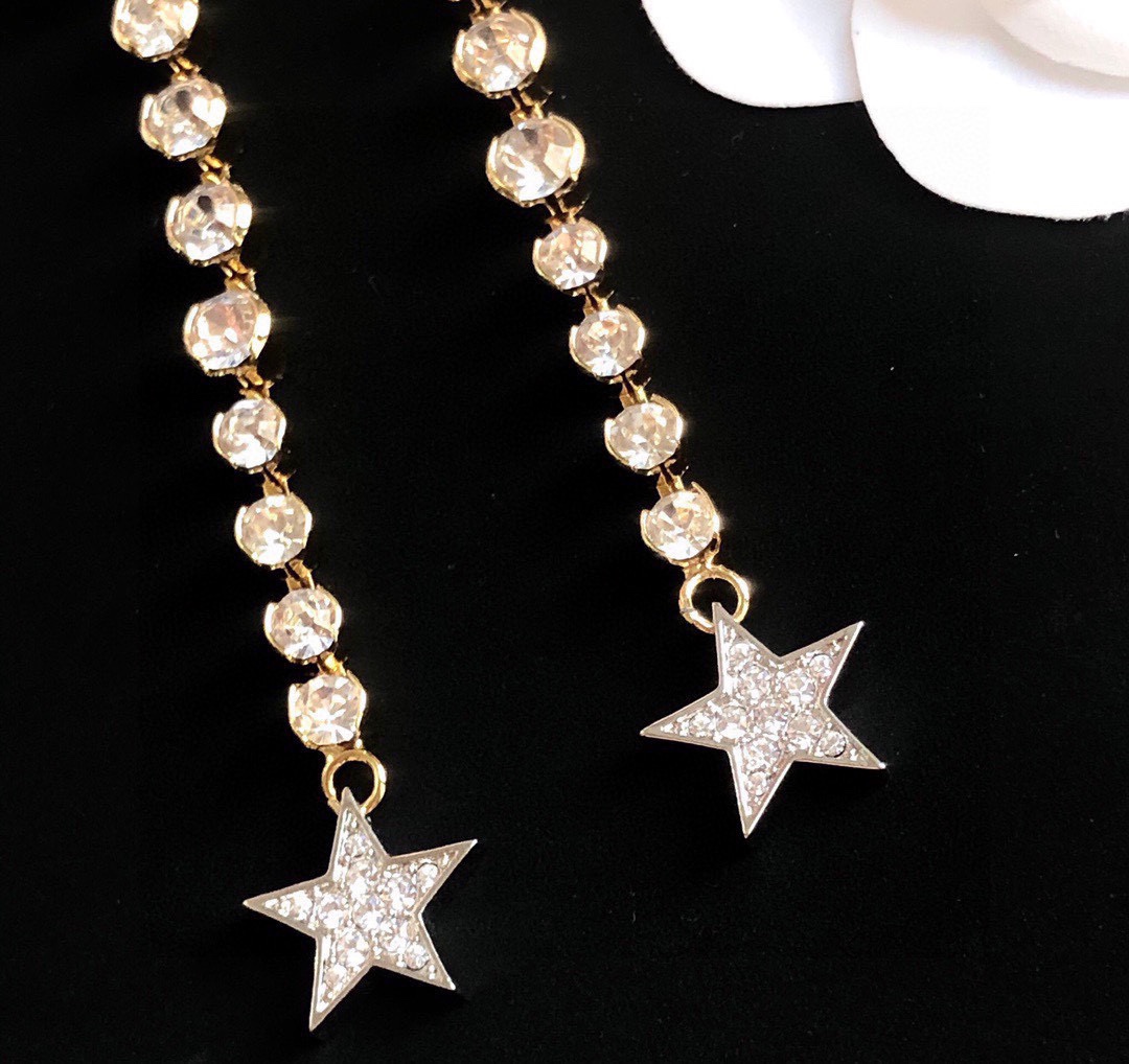 Ch**el Long Star Earrings Gold For Women