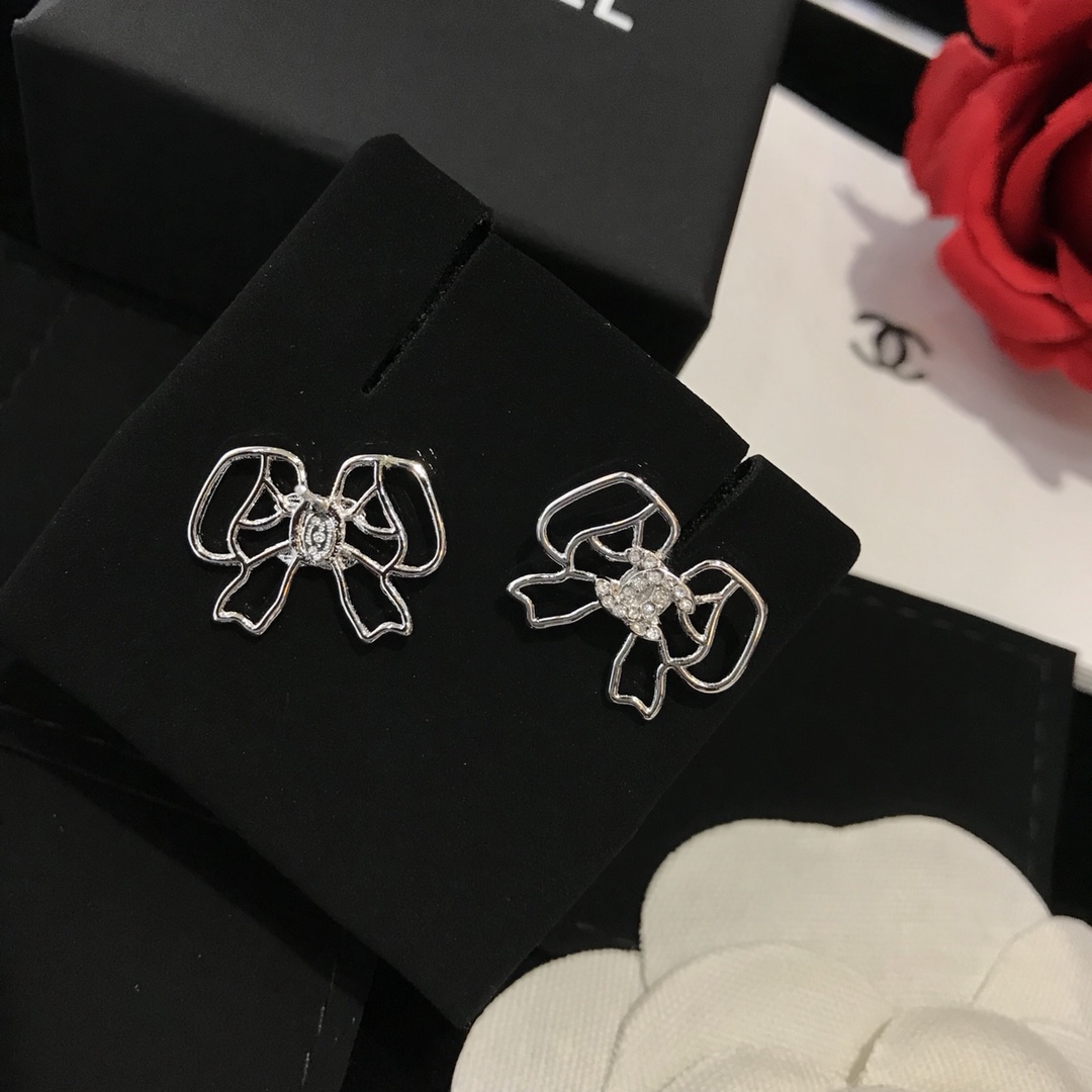 Ch**el Lovely Bow Frame Earrings Silver Tone For Women