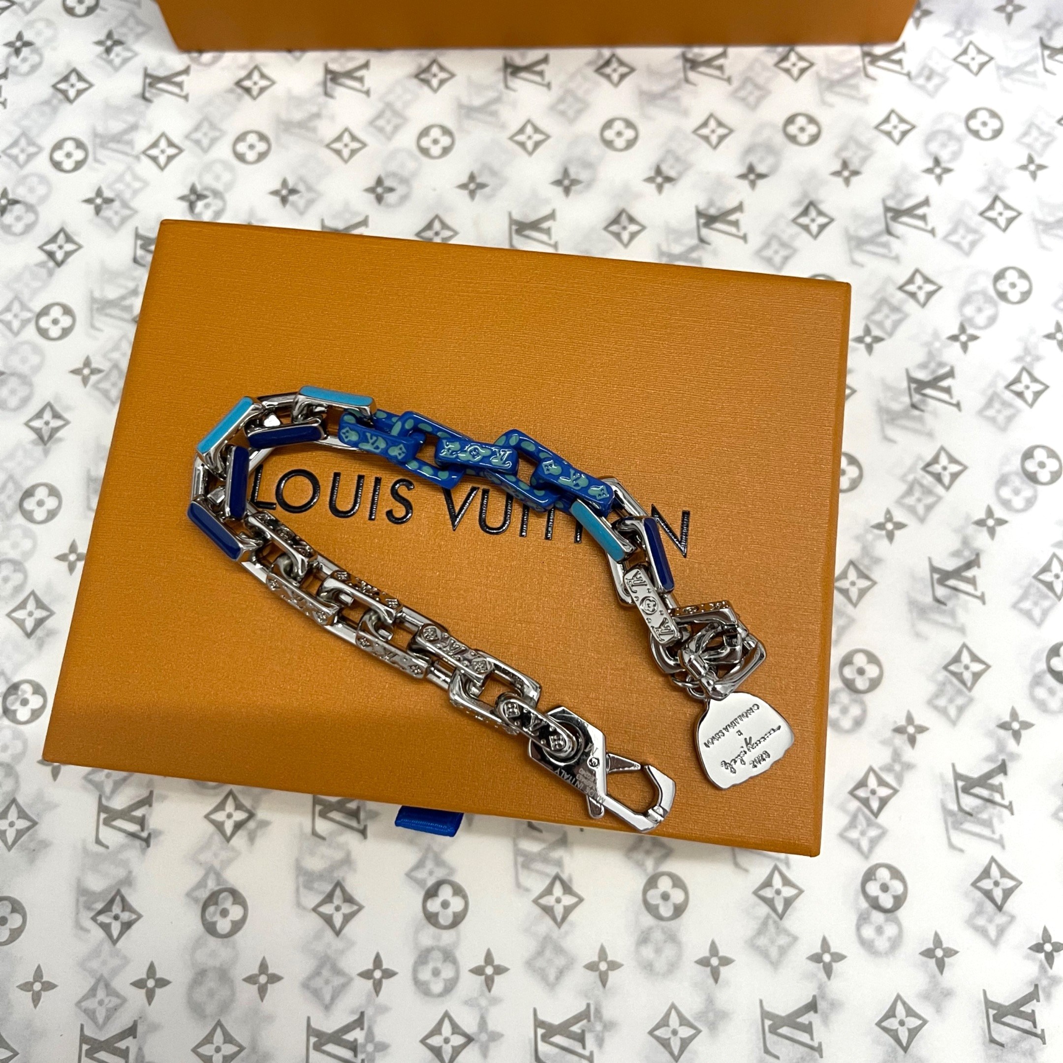 LV x YK Paradise Chain Bracelet Blue For Men M0977L