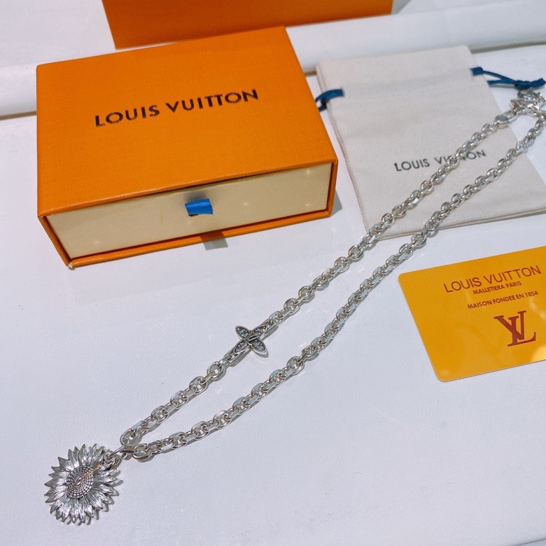 L0vis Vvtt0n Star Necklace Silver For Women