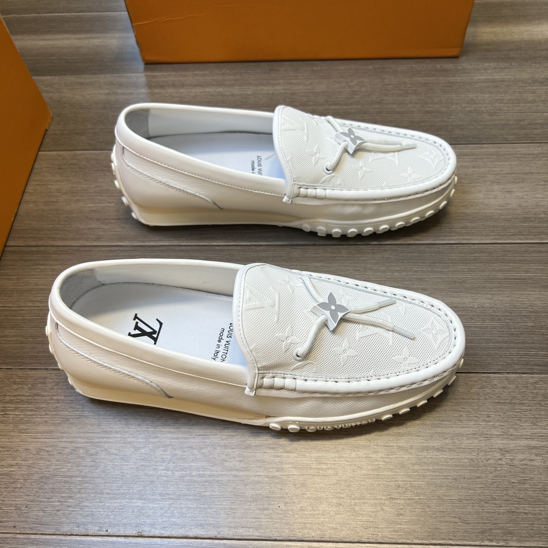 L0vis Vvtt0n LV Racer Moccasin White For Men