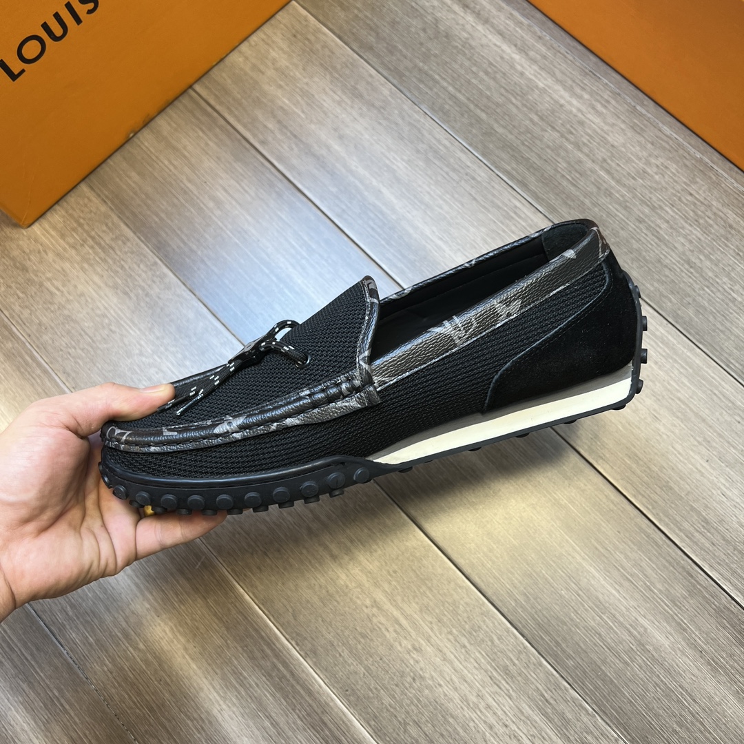 L0vis Vvtt0n LV Racer Moccasin Black For Men 1A9ZH6