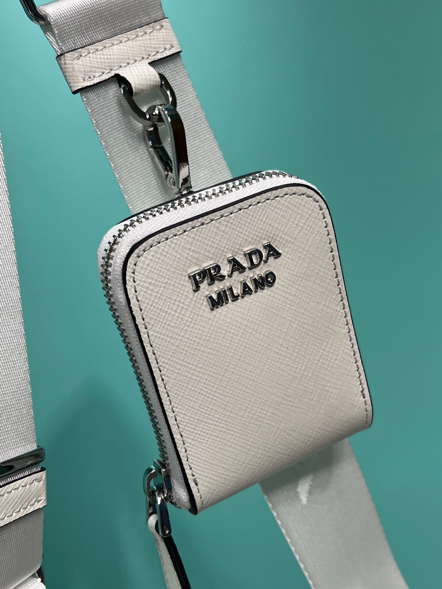 Pra*a Saffiano Mini Envelope Bag In White For Women 7.8 in/ 20cm 1BP020_2EVU_F0009_V_N2O