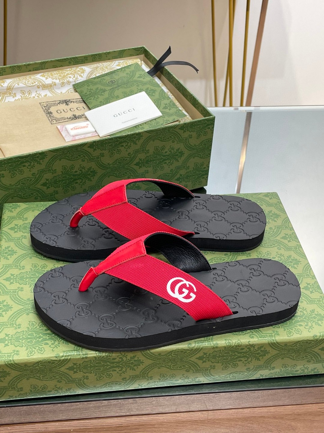 Gvc*1 Thong Sandal Red For Men