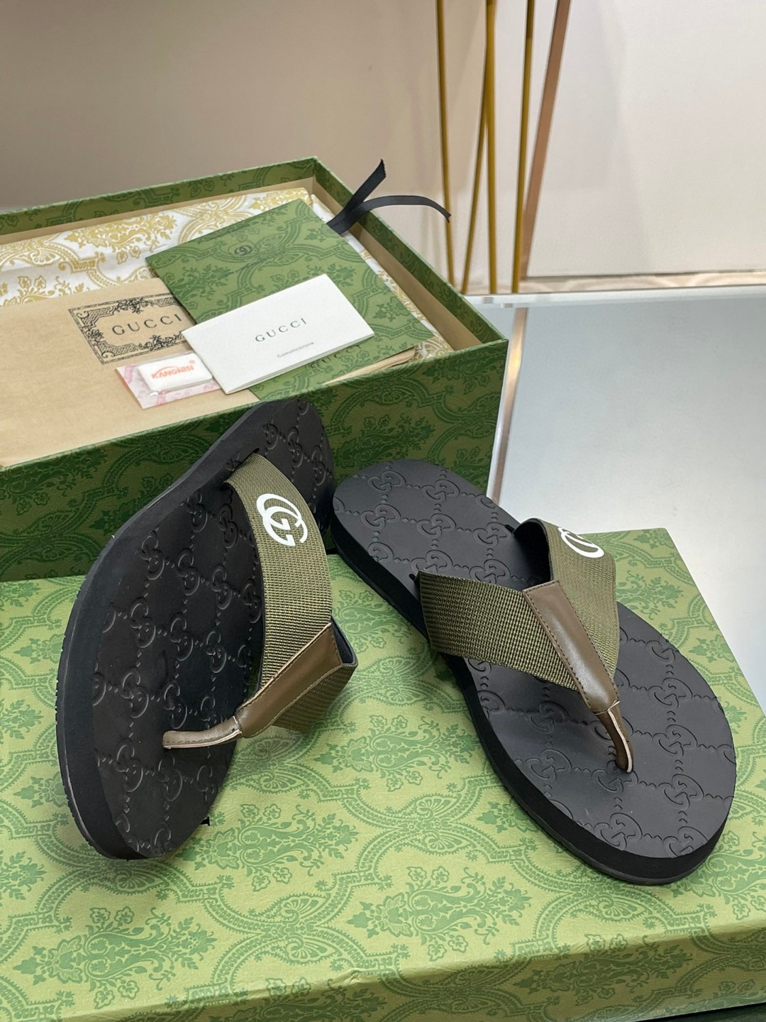 Gvc*1 Thong Sandal Green For Men