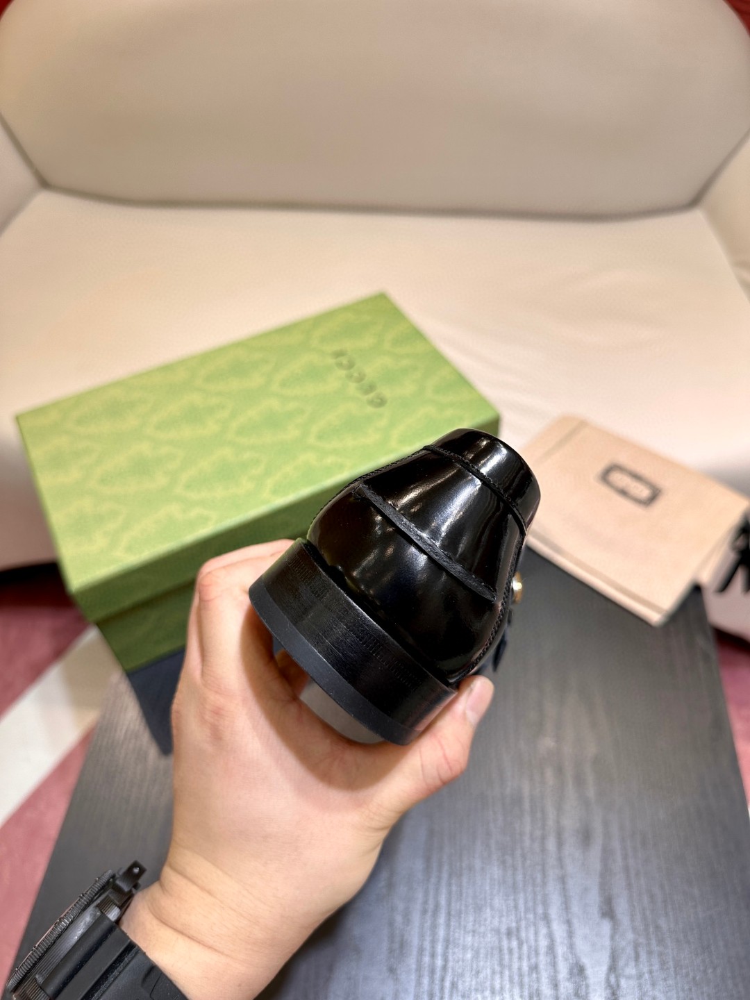 Gvc*1 Interlocking G Loafer Black For Men