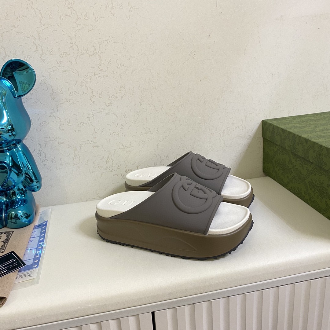 Gvc*1 Interlocking G Slide Sandal Dark Grey For Men 692380 JF000 1126