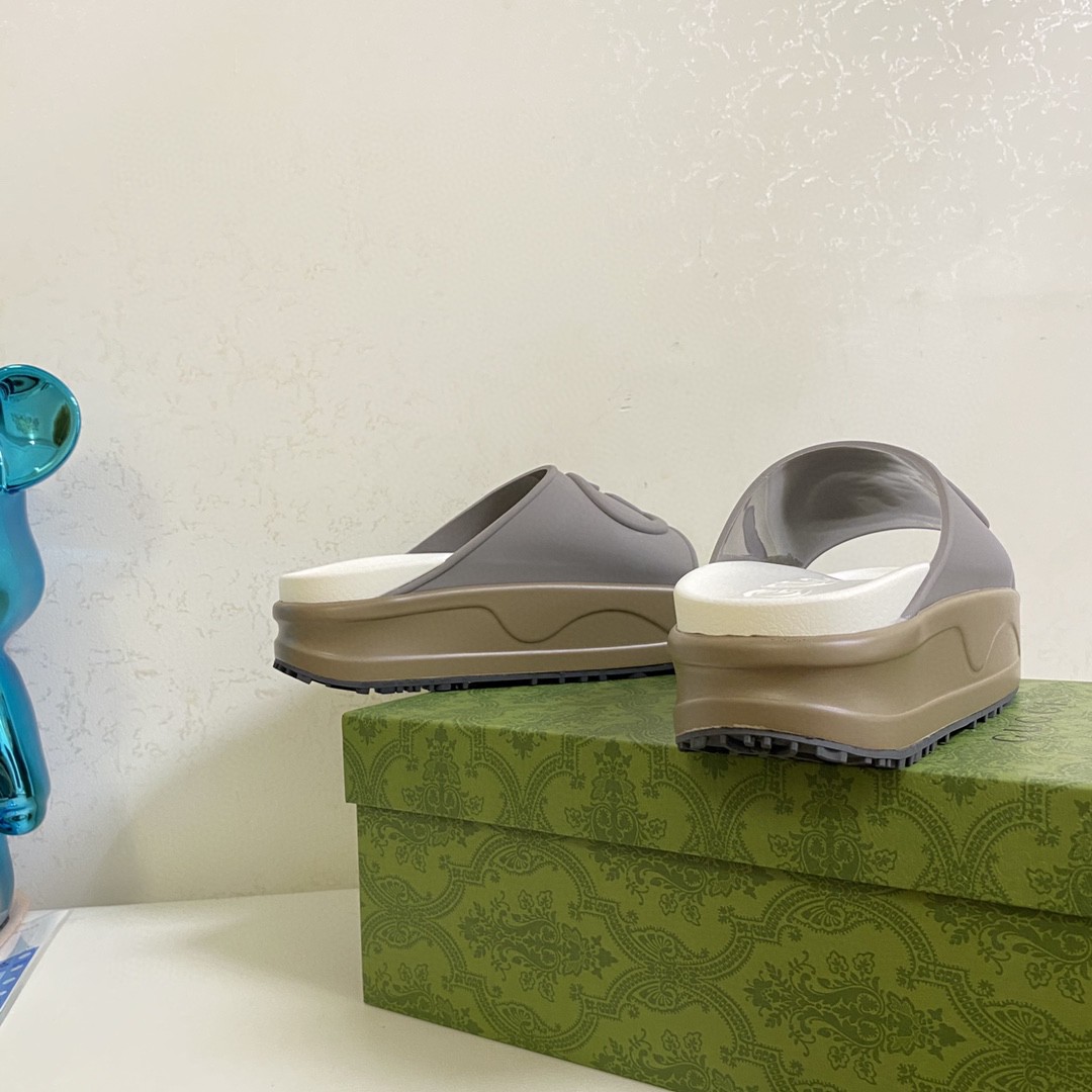 Gvc*1 Interlocking G Slide Sandal Dark Grey For Men 692380 JF000 1126