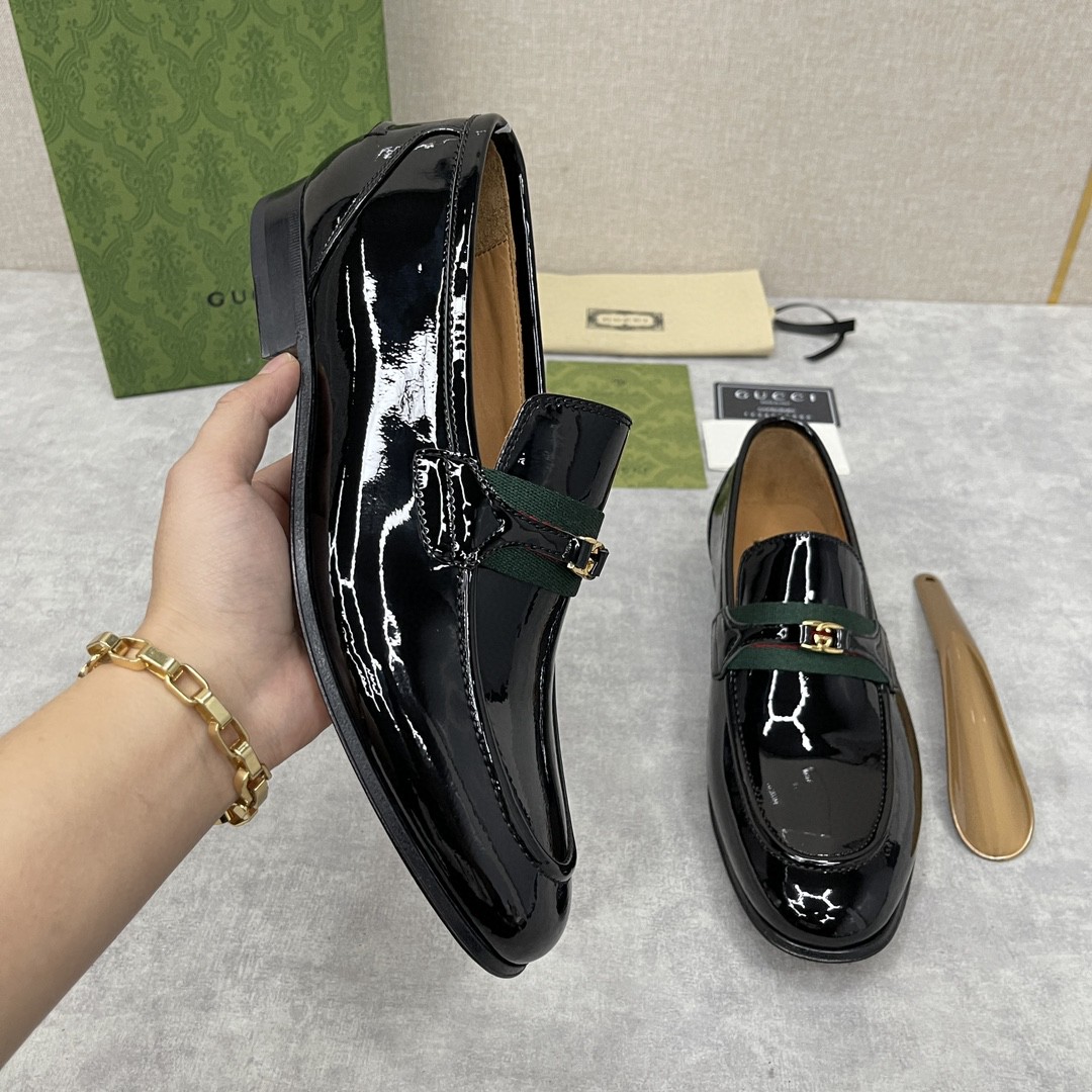 Gvc*1 Loafer With Interlocking G Black For Men