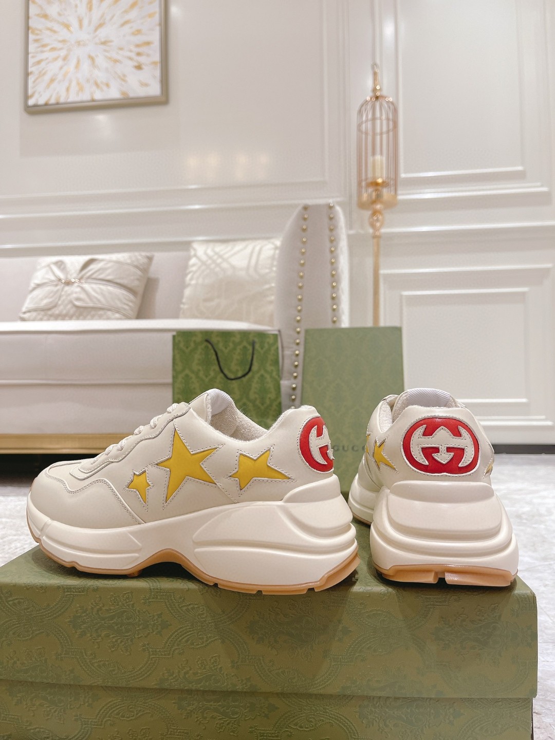Gvc*1 Rhyton Sneaker With Stars White For Men 660939-2SH10-9560