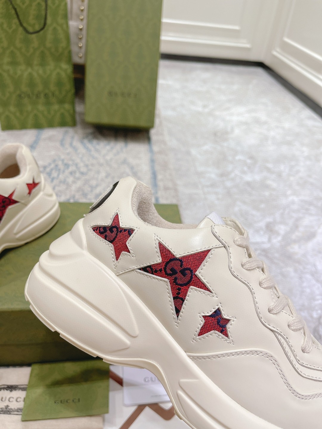 Gvc*1 Rhyton Sneaker With Stars White For Men 664961-2SHC0-9560