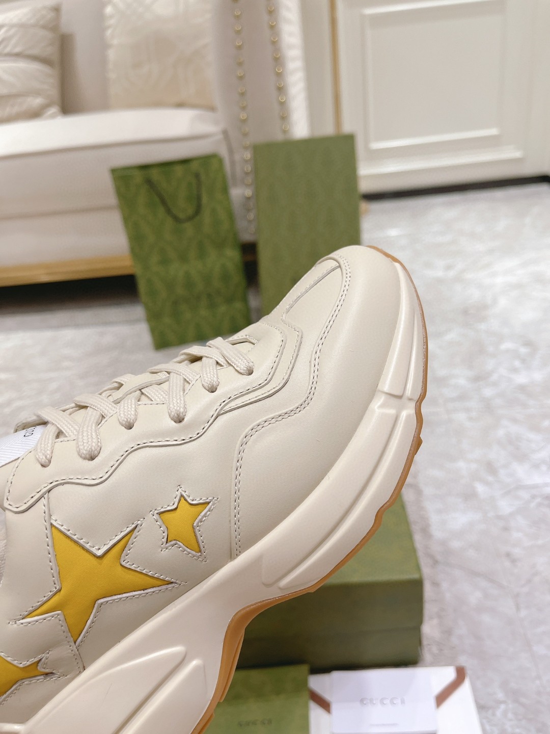 Gvc*1 Rhyton Sneaker With Stars White For Men 660939-2SH10-9560