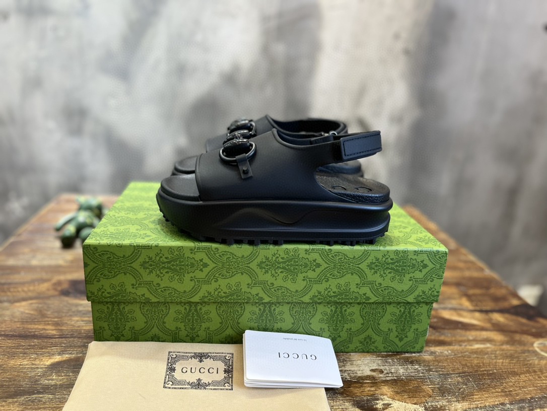 Gvc*1 Horsebit Flatform Sandal Black For Women 742435 JAAC9 1000