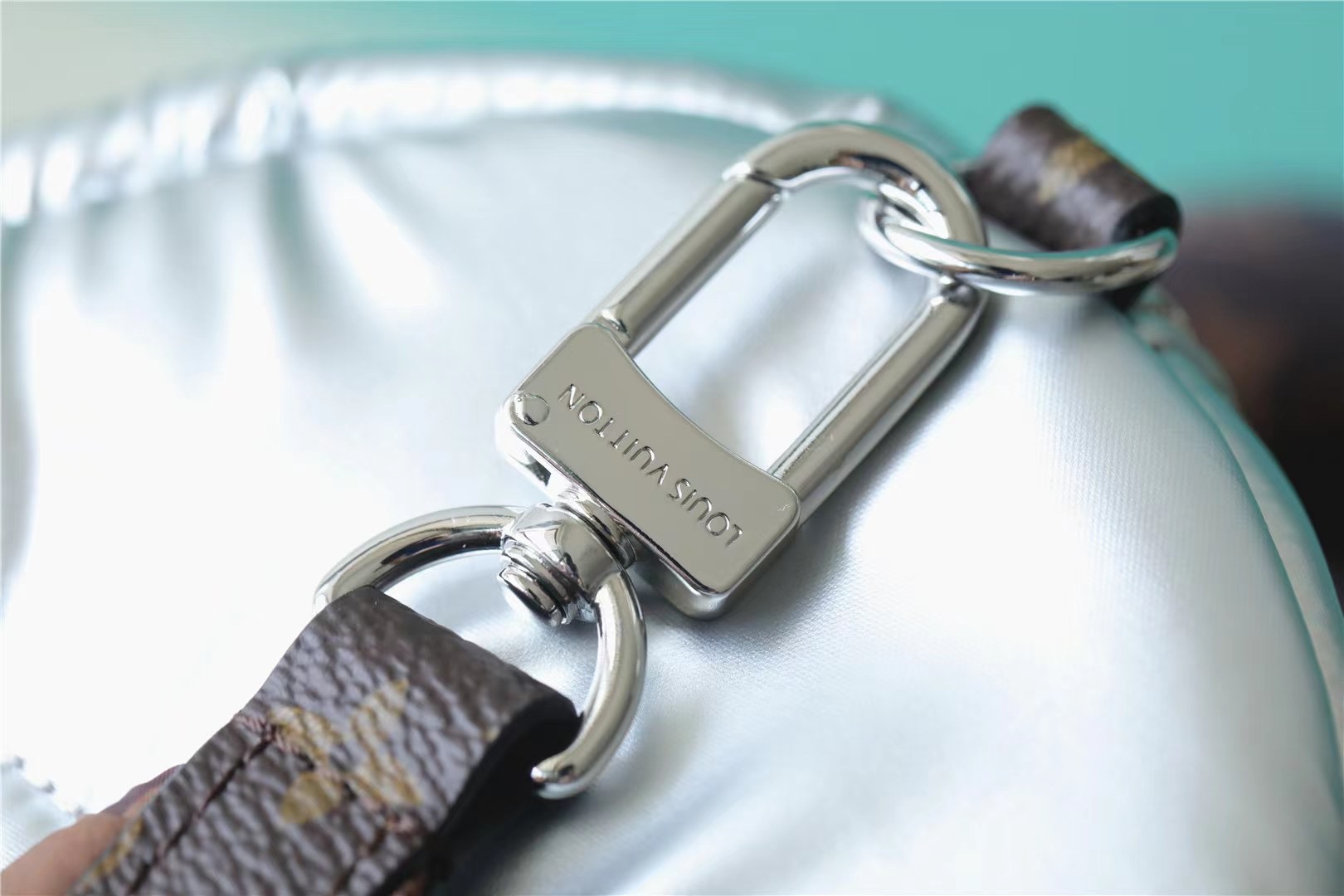 L0vis Vvtt0n Speedy Bandoulière 25 Bag Sliver Blue For Women‎ 9.8n/25cm M20973